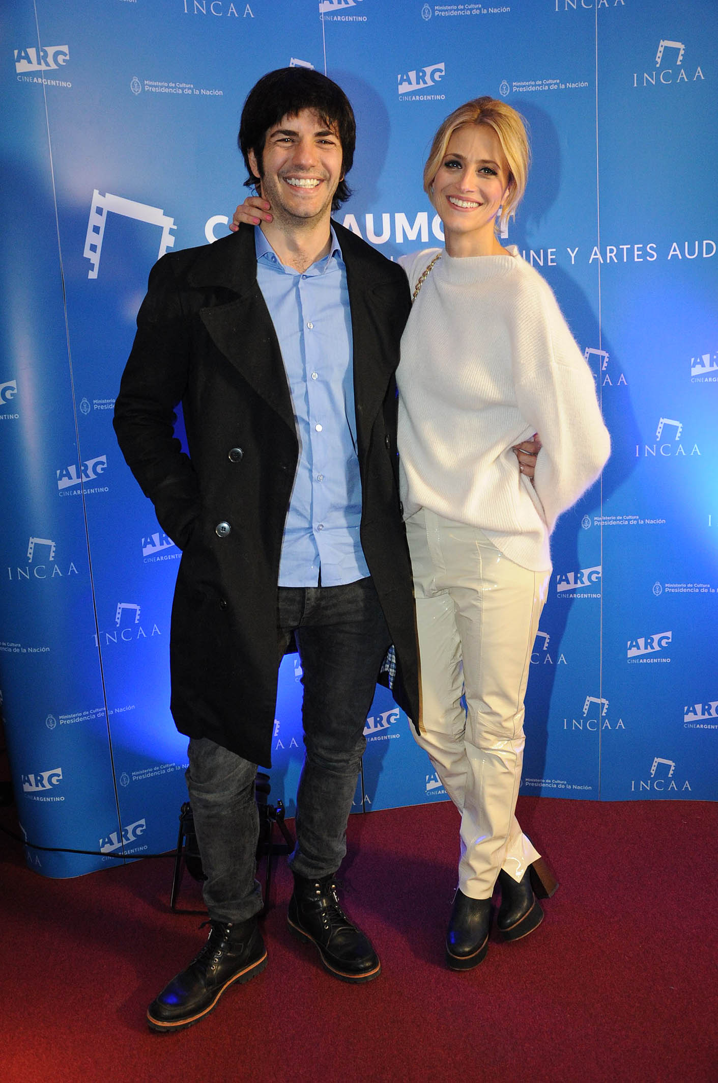 Marco Antonio Caponi, en la presentación de la película “Nadie nos mira”, que protagonizó junto con Guillermo Pfenig y Elena Roger. El actor estuvo acompañado por Mónica Antonópulos