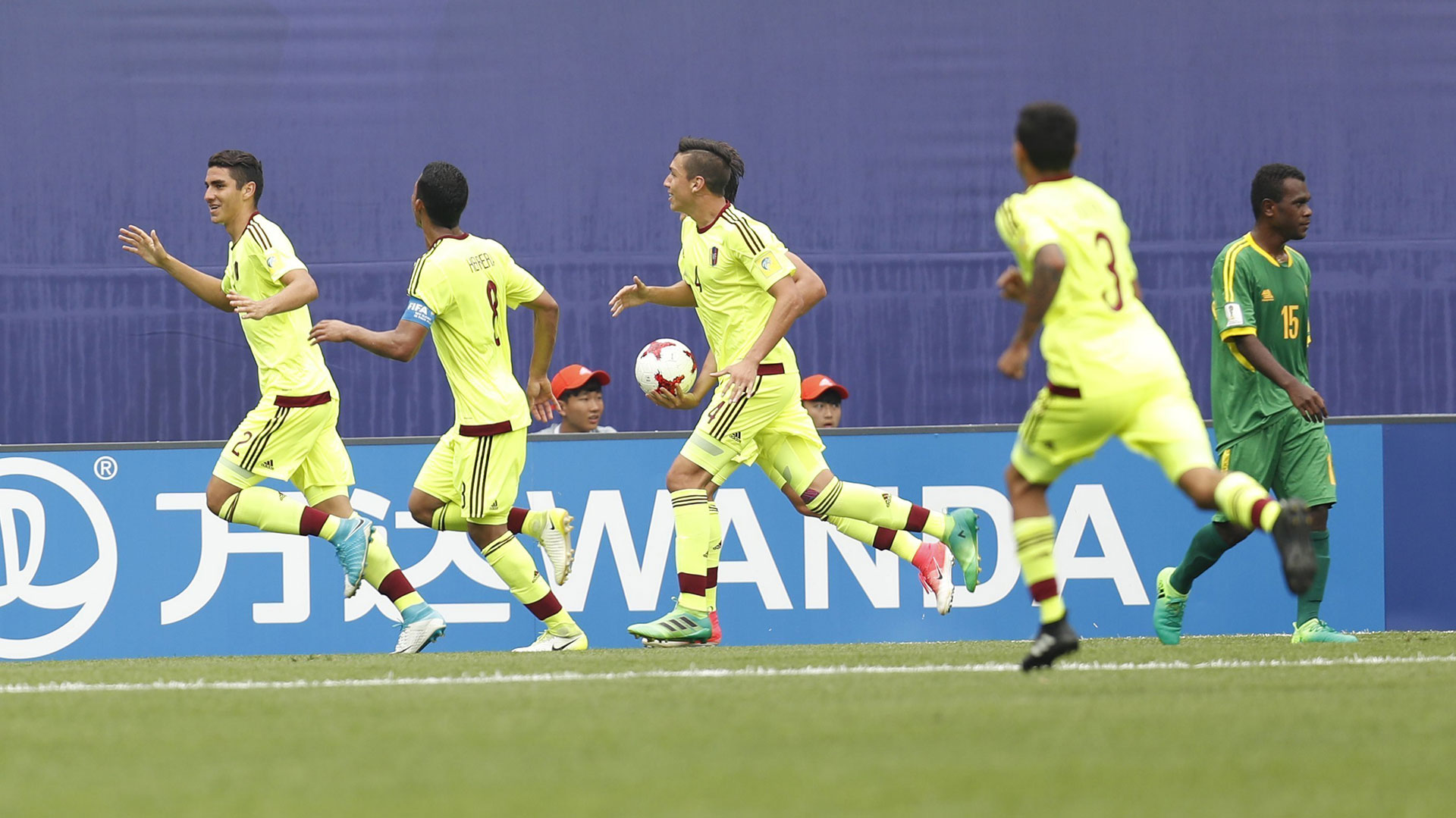 La Vinotinto Sub 20 se clasificó a los octavos de final del Mundial de Corea con un aplastante triunfo ante Vanuatu (EFE)