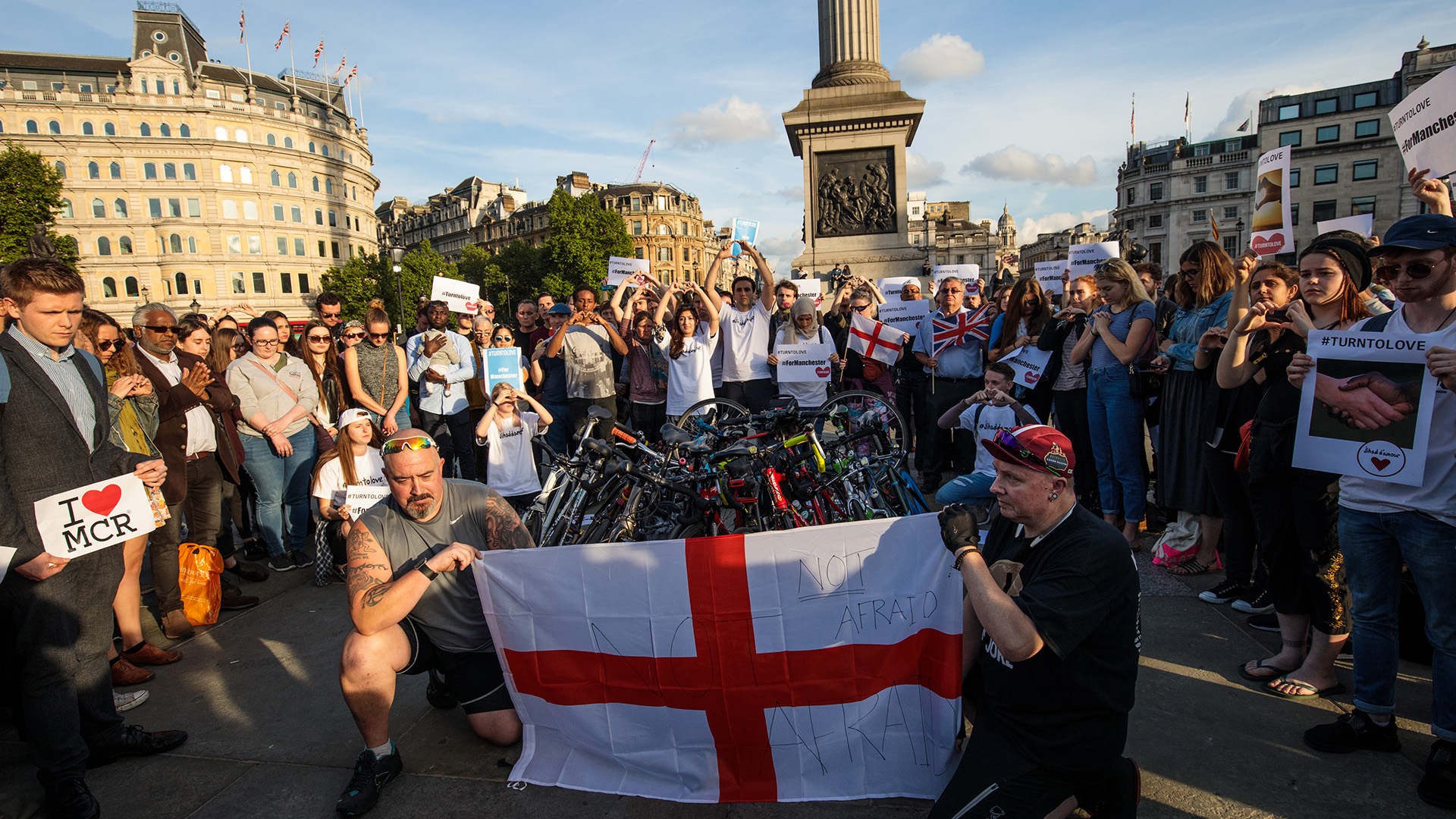 Miles de personas se congregaron en el centro de Manchester (Getty Images)