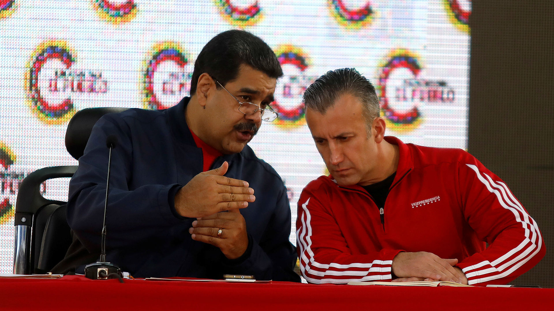 Nicolás Maduro junto con el vicepresidente Tareck el Aissami, acusado de narcotráfico (Reuters)