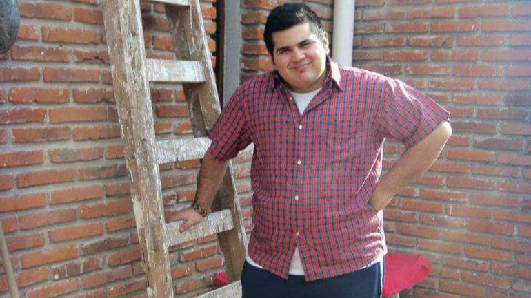 Diego cuando todavía era obeso. El peso sirvió para esconder el desarrollo de su cuerpo.