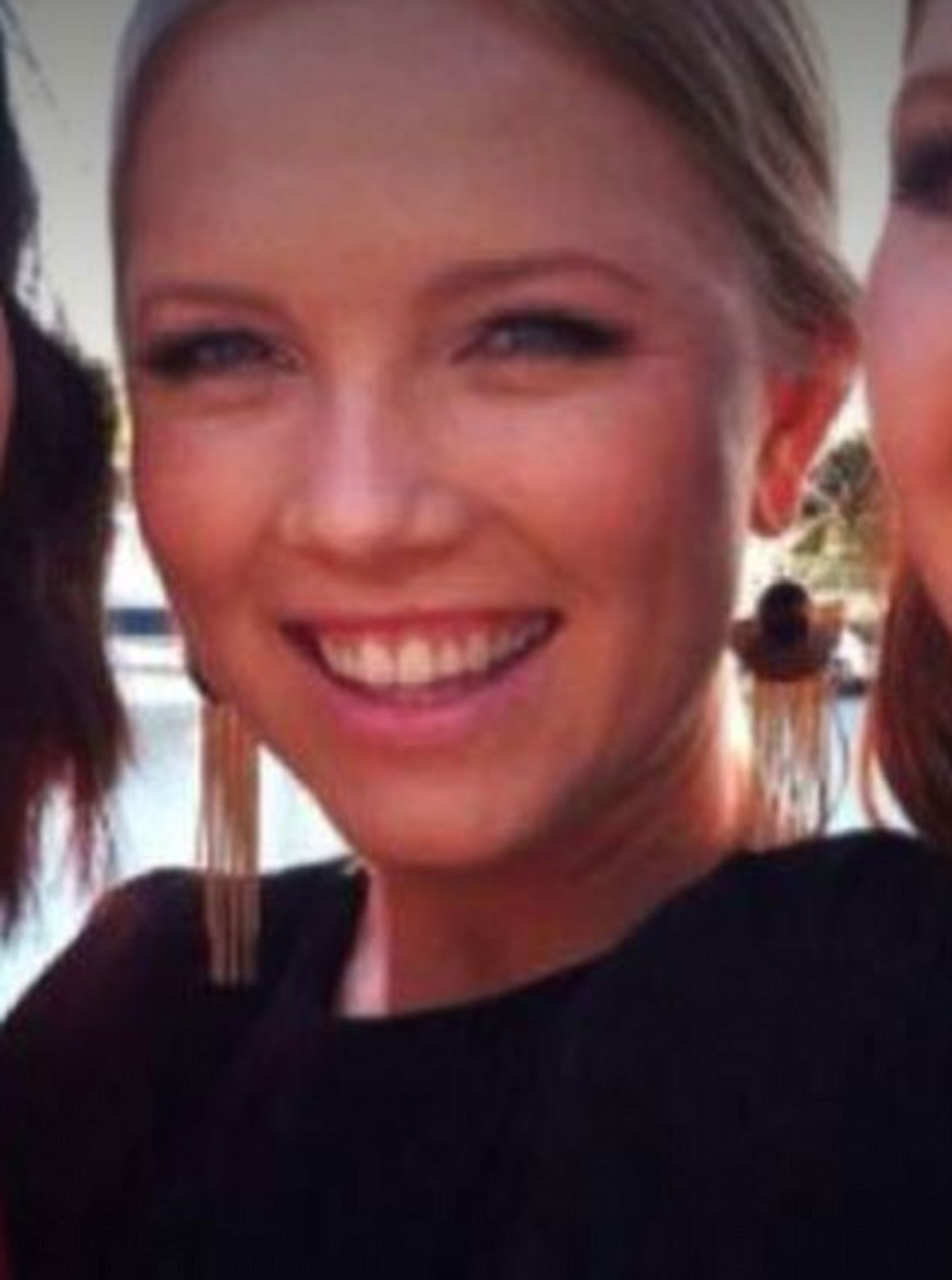 Sara Zelenak no estaba trabajando el sábado por la noche. Se cree que estaba en la zona donde tres terroristas islámicos asesinaron a siete víctimas (Facebook)