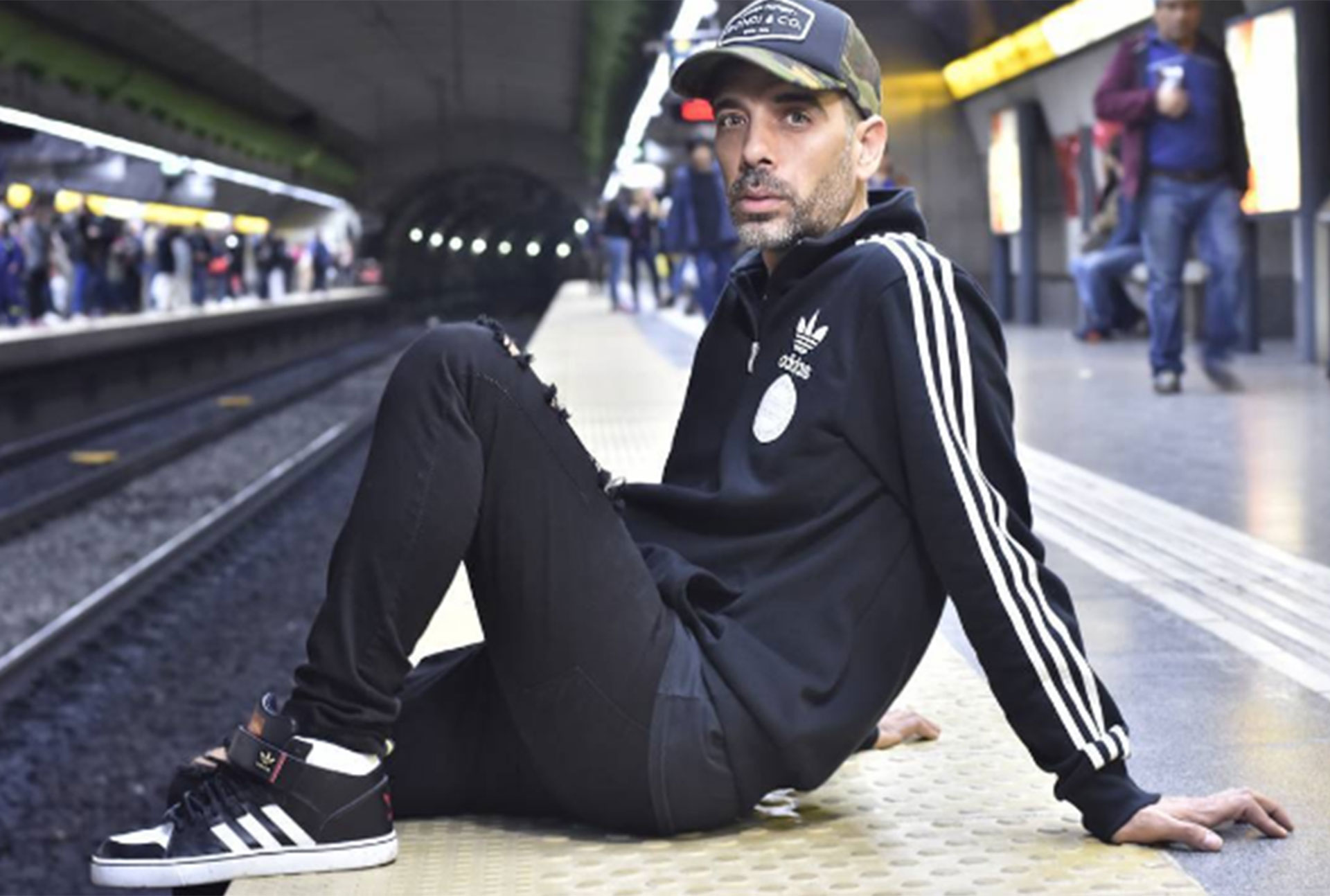 La nueva faceta de Lucas: el modelaje