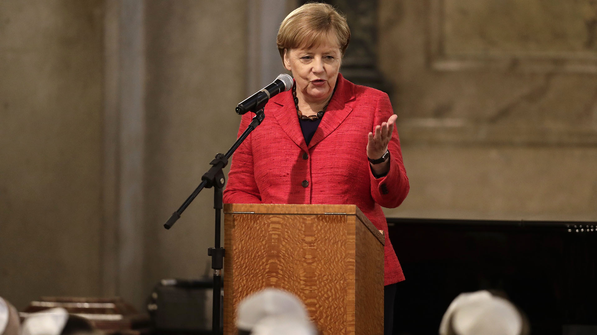 Destacan valor de visita de Merkel