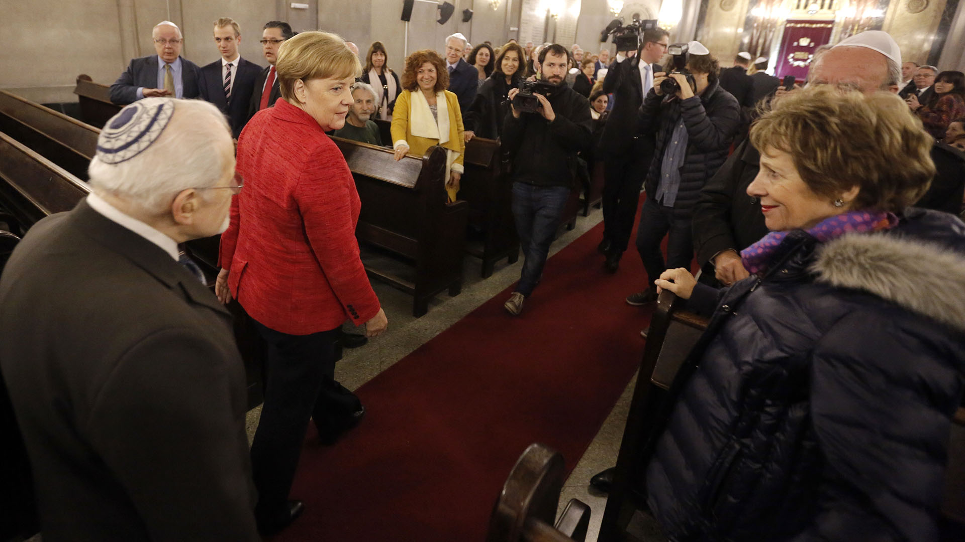 Destacan valor de visita de Merkel