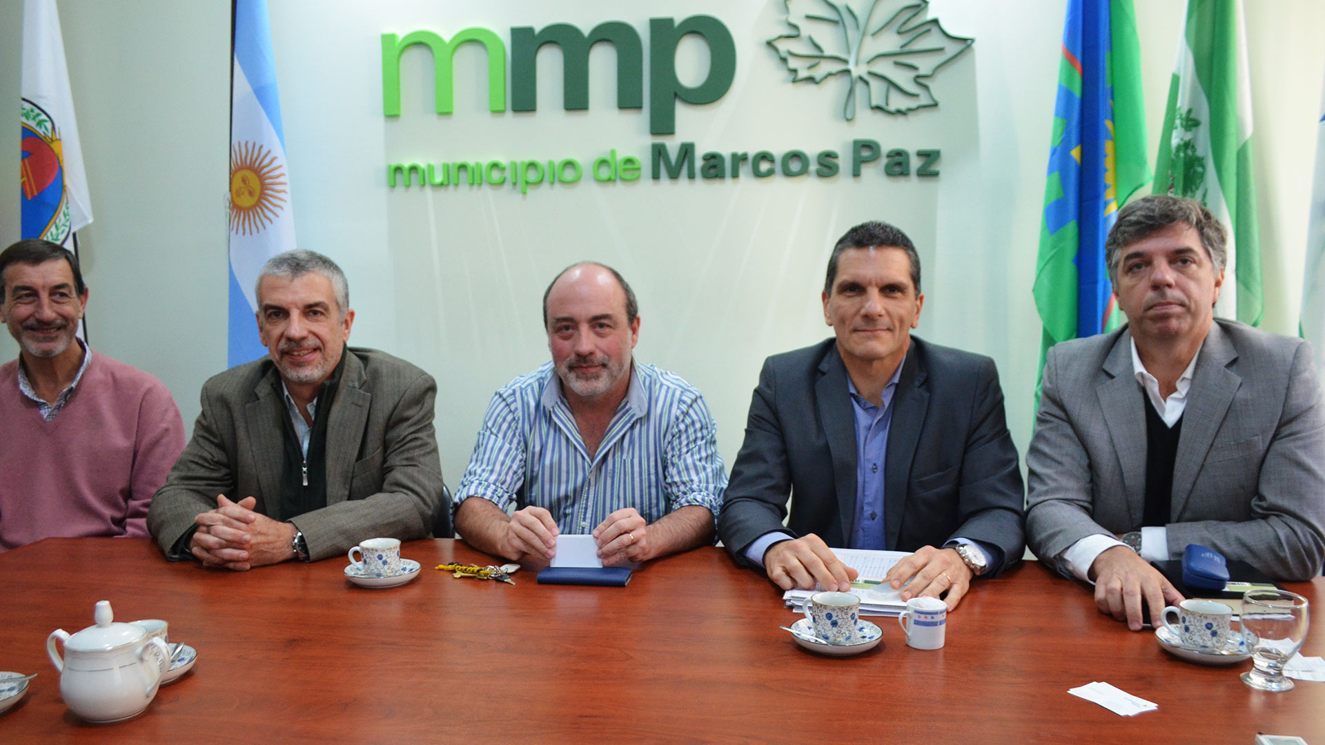 La construcción de 30.000 metros de red de media presión, y permitirá conectar a la red de gas a más de 900 viviendas