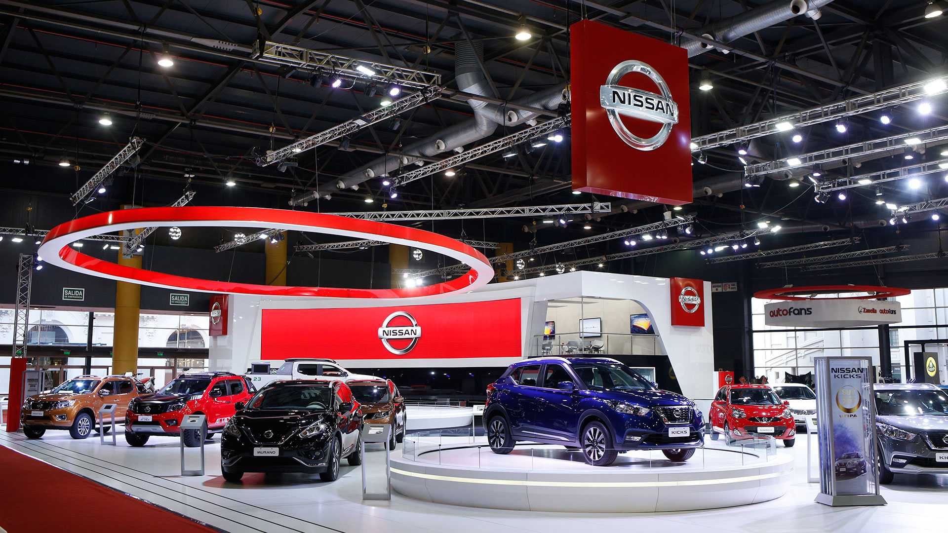 Toda la fuerza de Nissan desplegada en su stand del Salón del Automóvil 2017