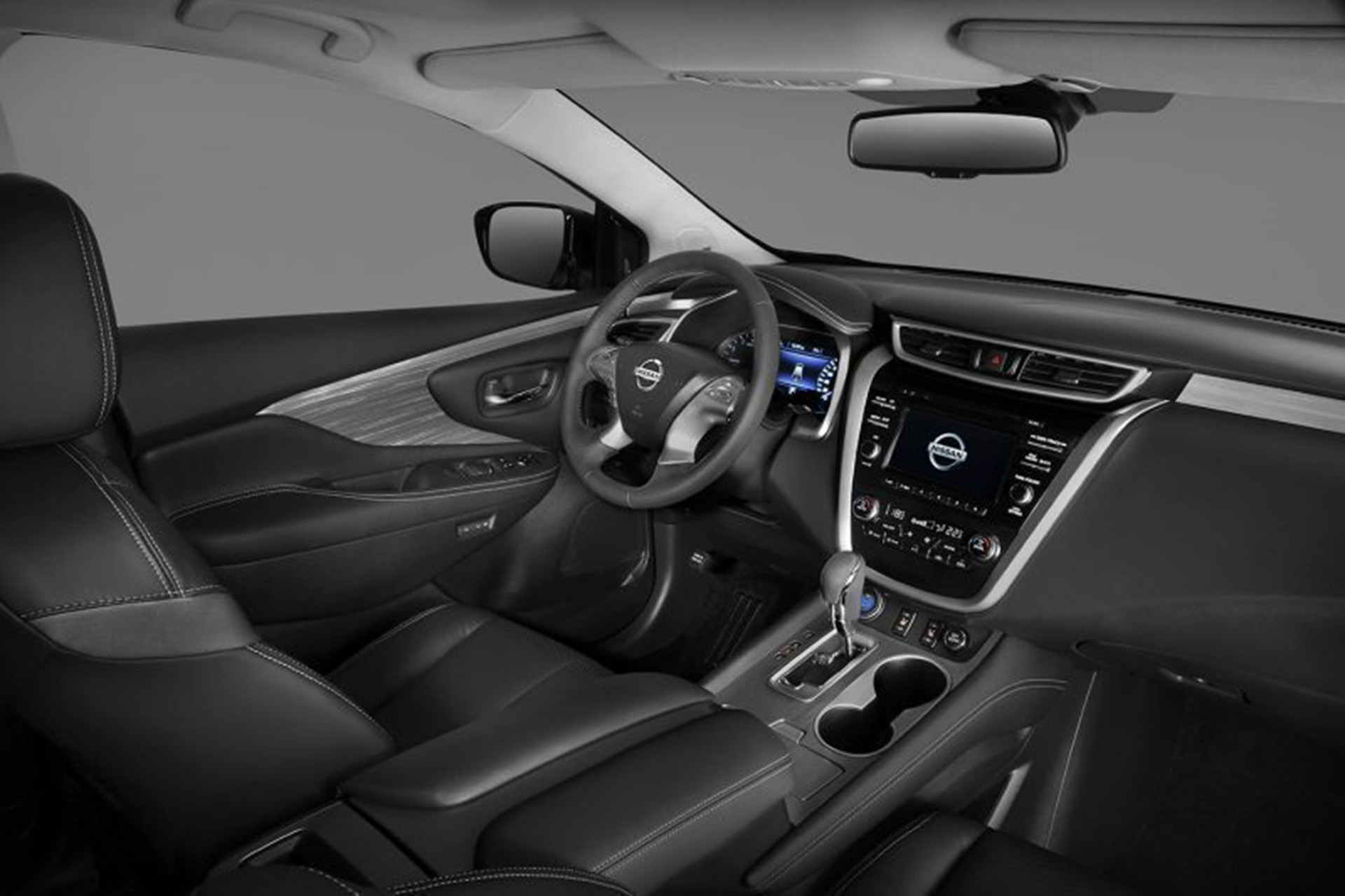 El concepto interior abierto y ultramoderno fomenta la conversación. Los pasajeros viajan en los asientos delanteros y traseros ZERO GRAVITY fuera de borda. La iluminación ambiente, materiales de primera calidad y un acceso rápido a la tecnología de avanzada ayudan a generar el ambiente vibrante y refrescante