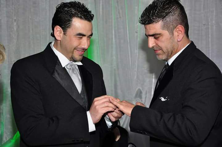 Juan Castro y Pablo López Silva durante su casamiento, en 2011.