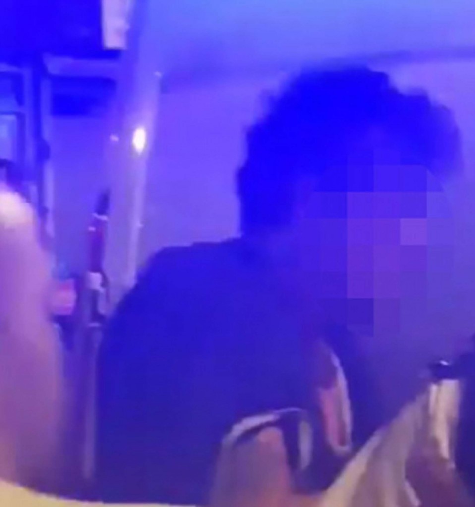 Así se llevaban detenido al presunto agresor