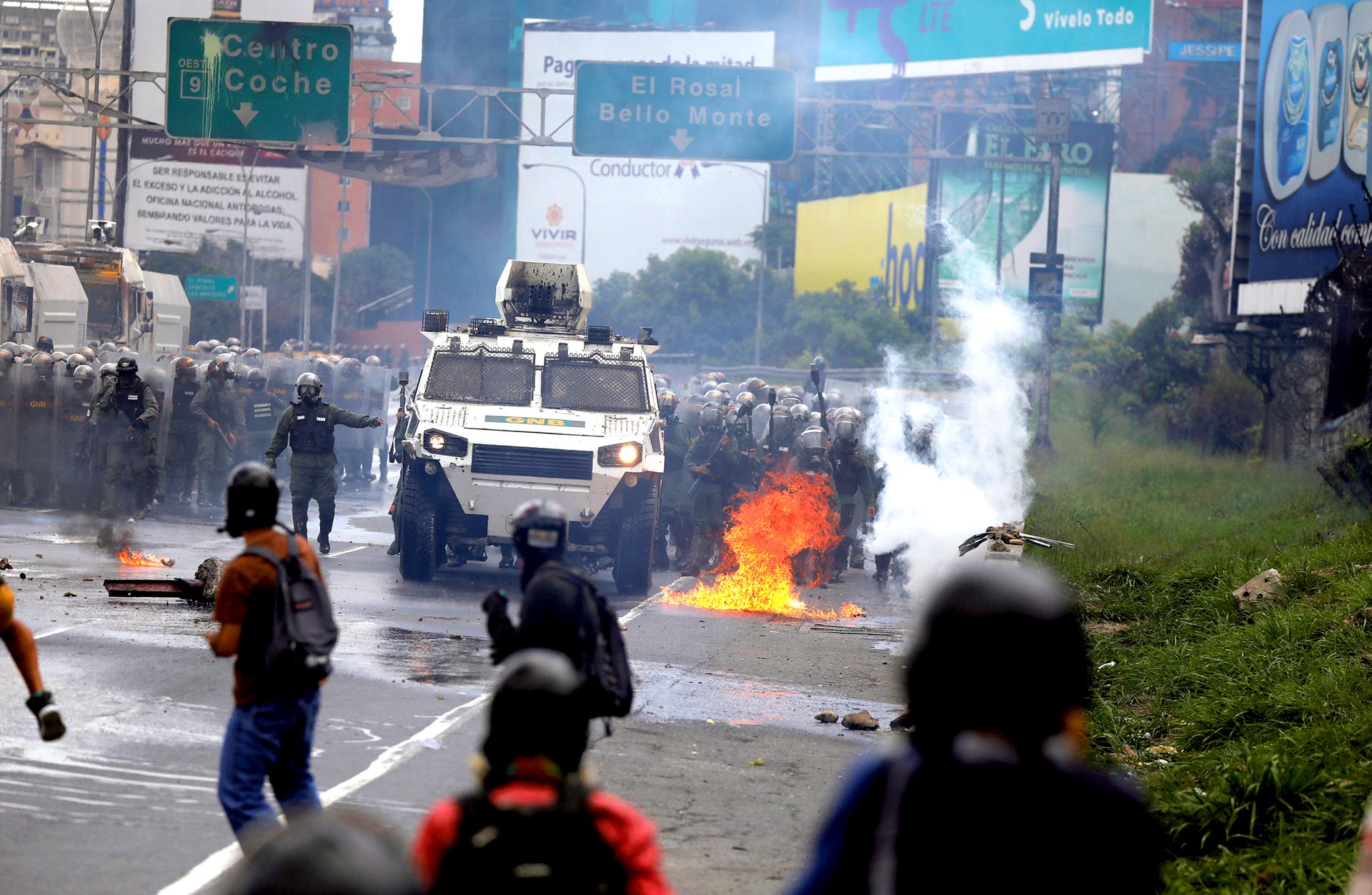 La represión de la dictadura de Nicolás Maduro ante los reclamos de los ciudadanos en Caracas, Venezuela