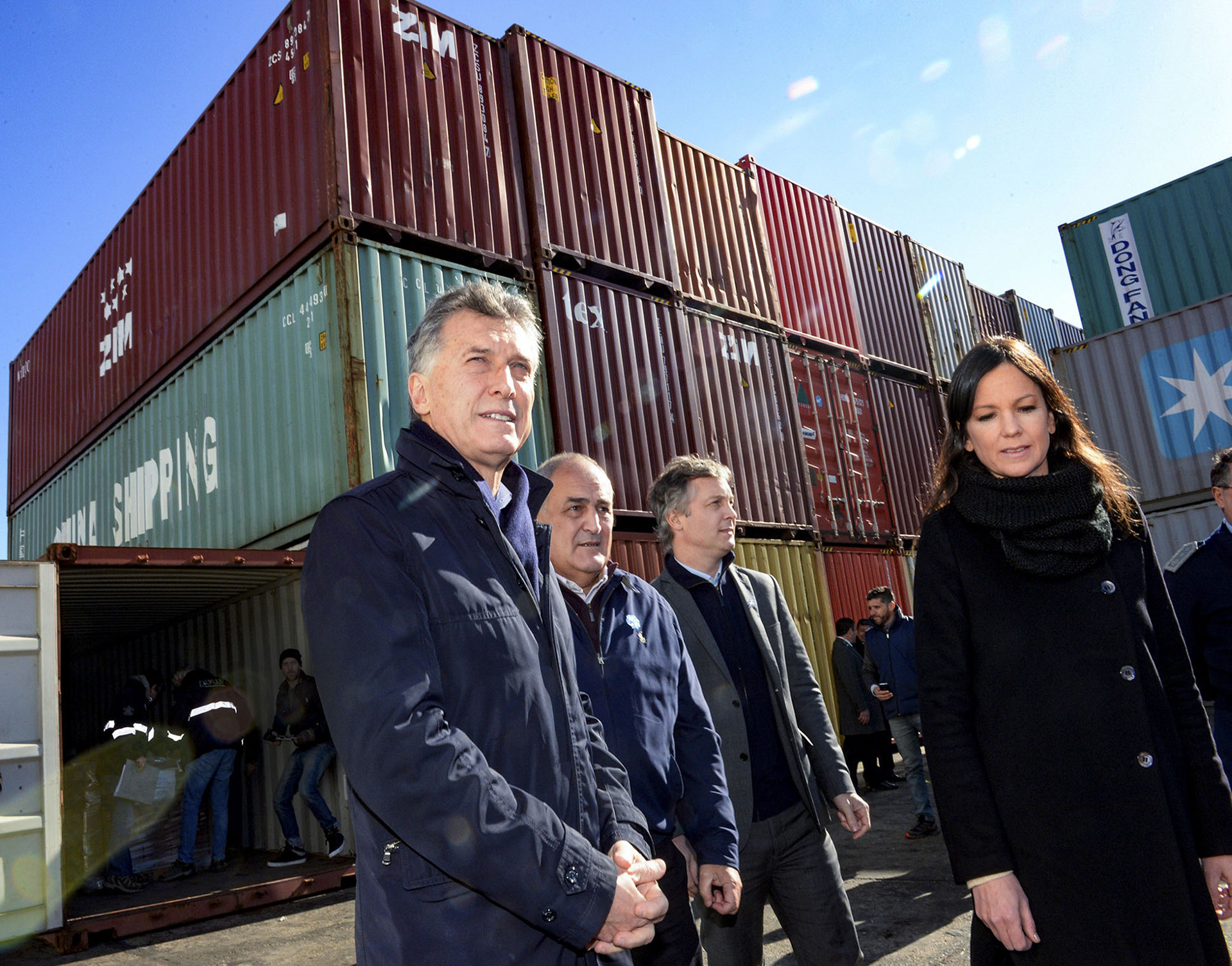 El presidente Mauricio Macri recorrió las instalaciones que la Fuerza Aérea tiene en el municipio de Quilmes