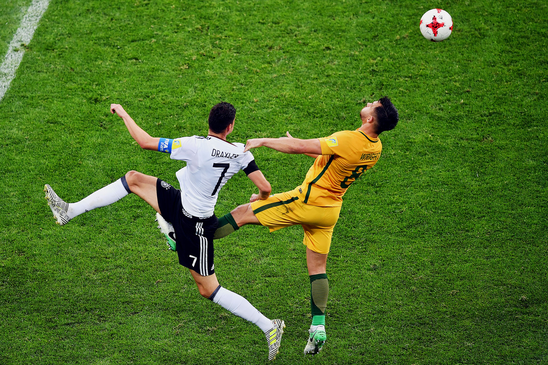 En su presentación en la Copa Confederaciones, Alemania hizo pesar su jerarquía y superó por 3-2, con un equipo alternativo, a Australia, campeón de la Copa Asiática 2015