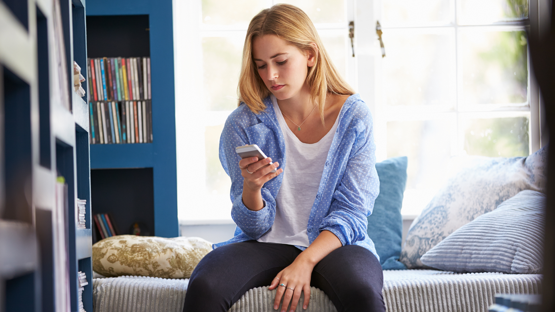 El mayor remordimiento de esta generación, según un estudio, es no haber ahorrado lo suficiente antes de comprar una casa (Istock)