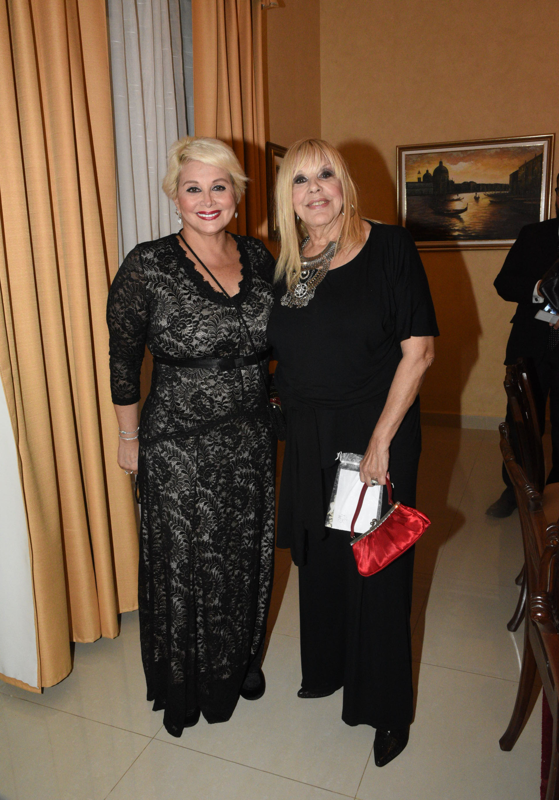 Carmen y Dorys del Valle
