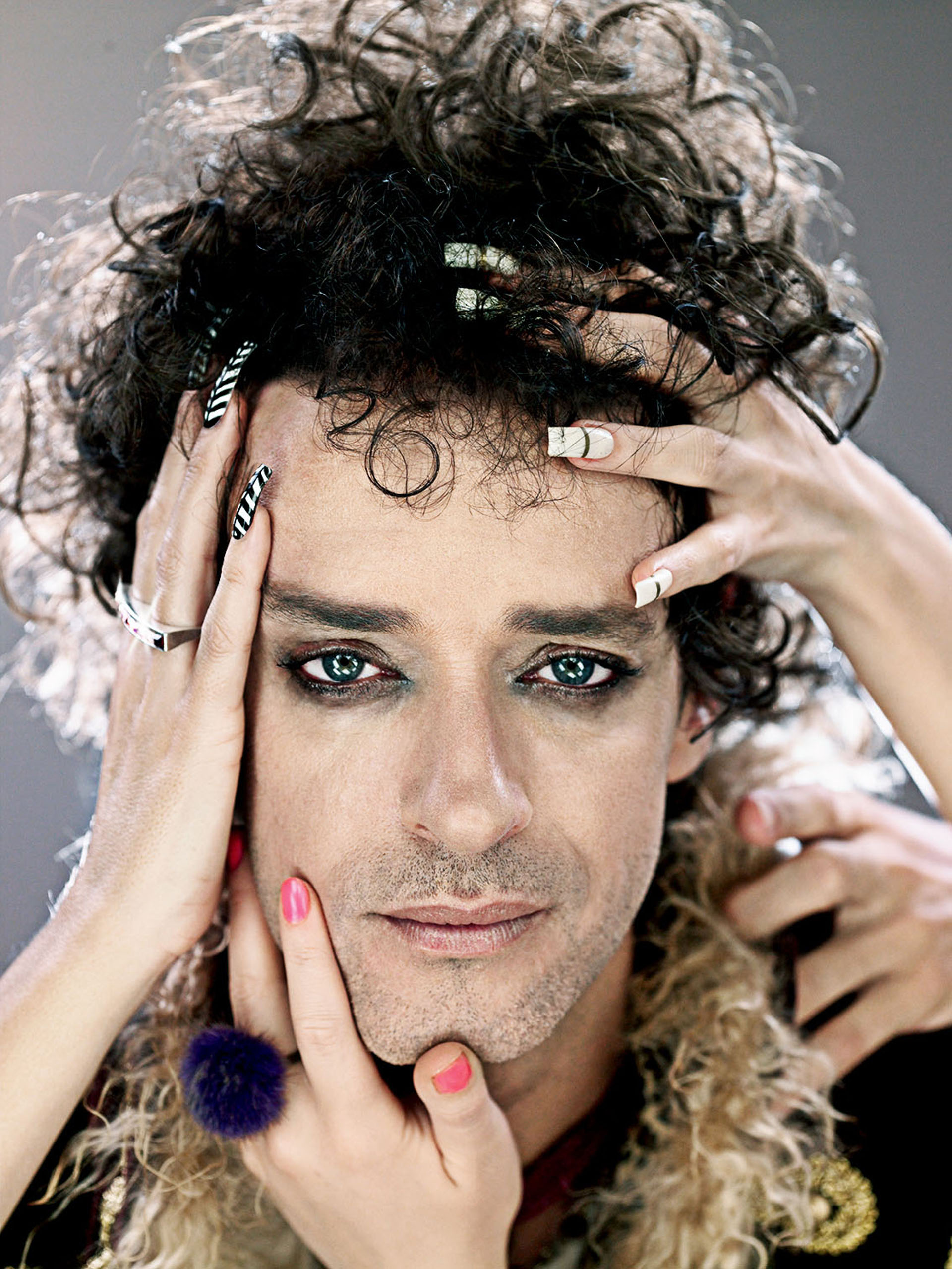 Uno de los retratos memorables que Herbstein logró de Gustavo Cerati, en su época de esplendor musical. (Gaby Herbstein)