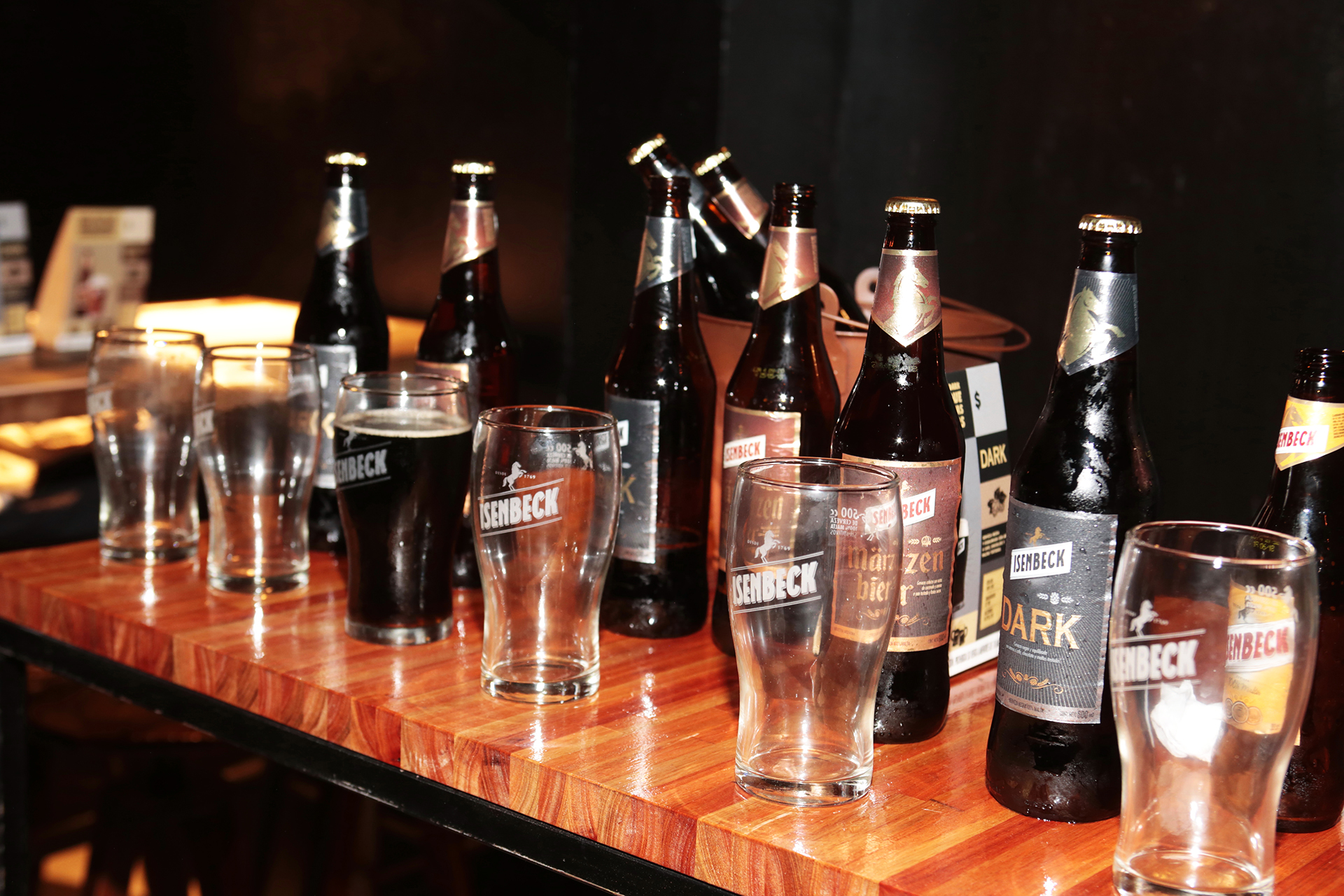 La Märzen Bier es una cerveza, maltosa y robusta, algo tostada y con una dulzura residual que da lugar a un final muy agradable. En su elaboración, se utilizan distintos tipos de maltas especiales que le proporcionan su carácter y personalidad especial