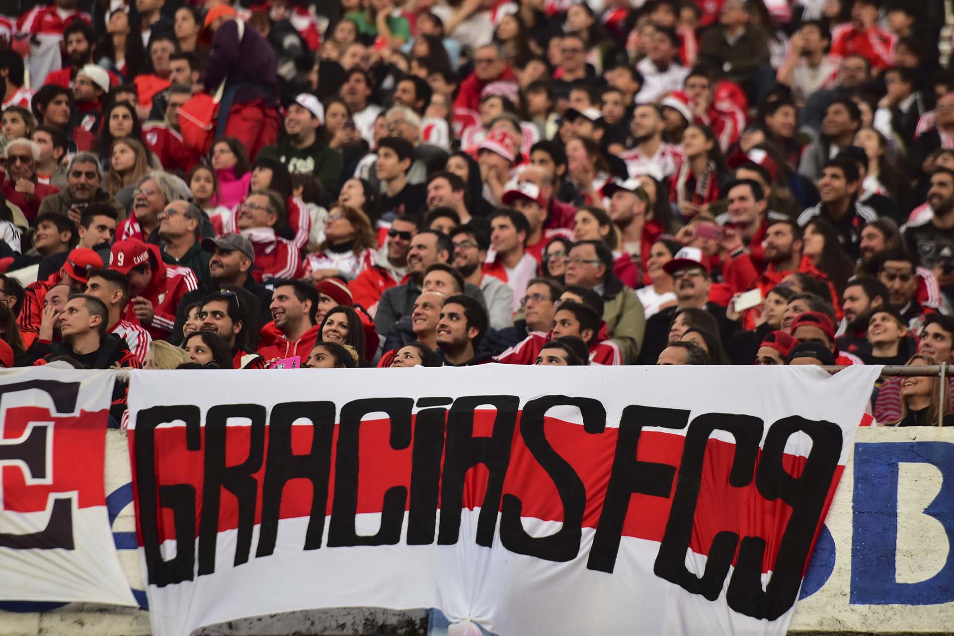 El evento comenzó pasadas las 19
