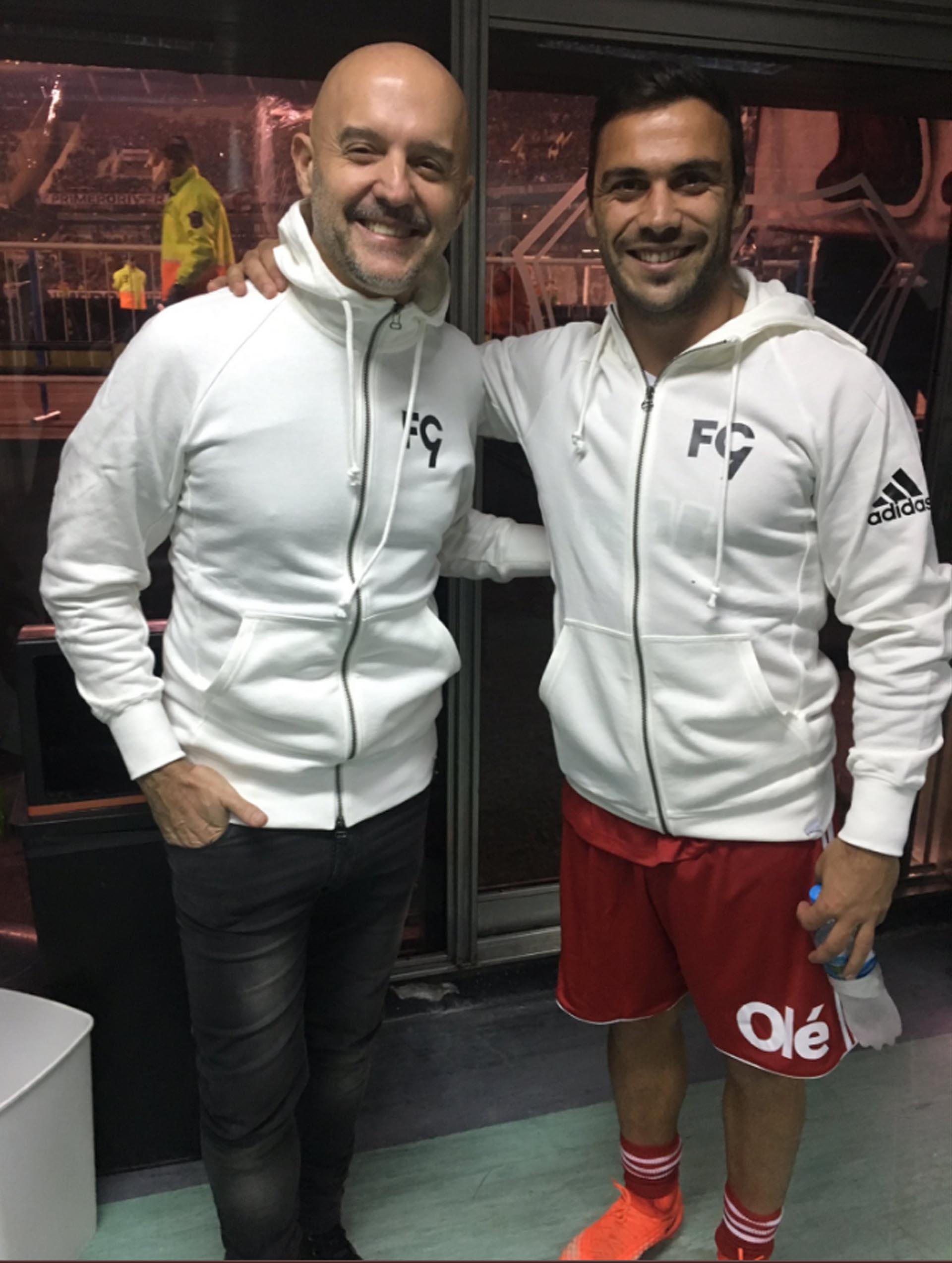 El conductor Guillermo López fue uno de los invitados (@CARPoficial)