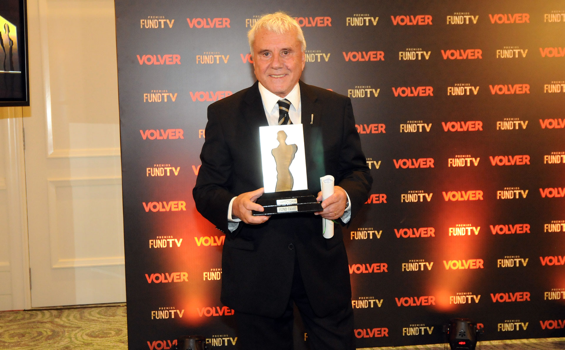 Fernando Bravo recibió un premio por su trayectoria (Teleshow)