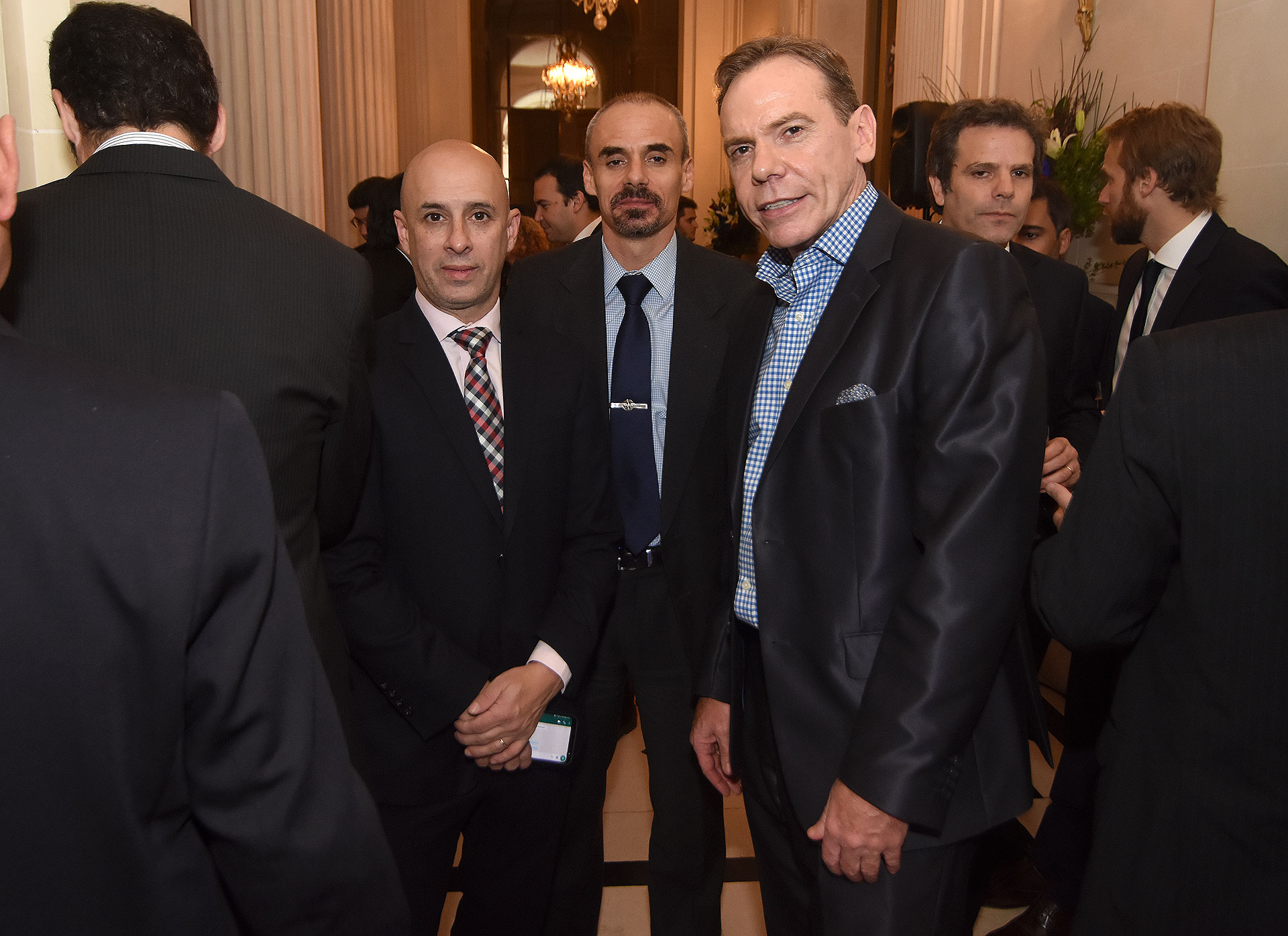 El ministro de Seguridad porteño, Martín Ocampo (izquierda)