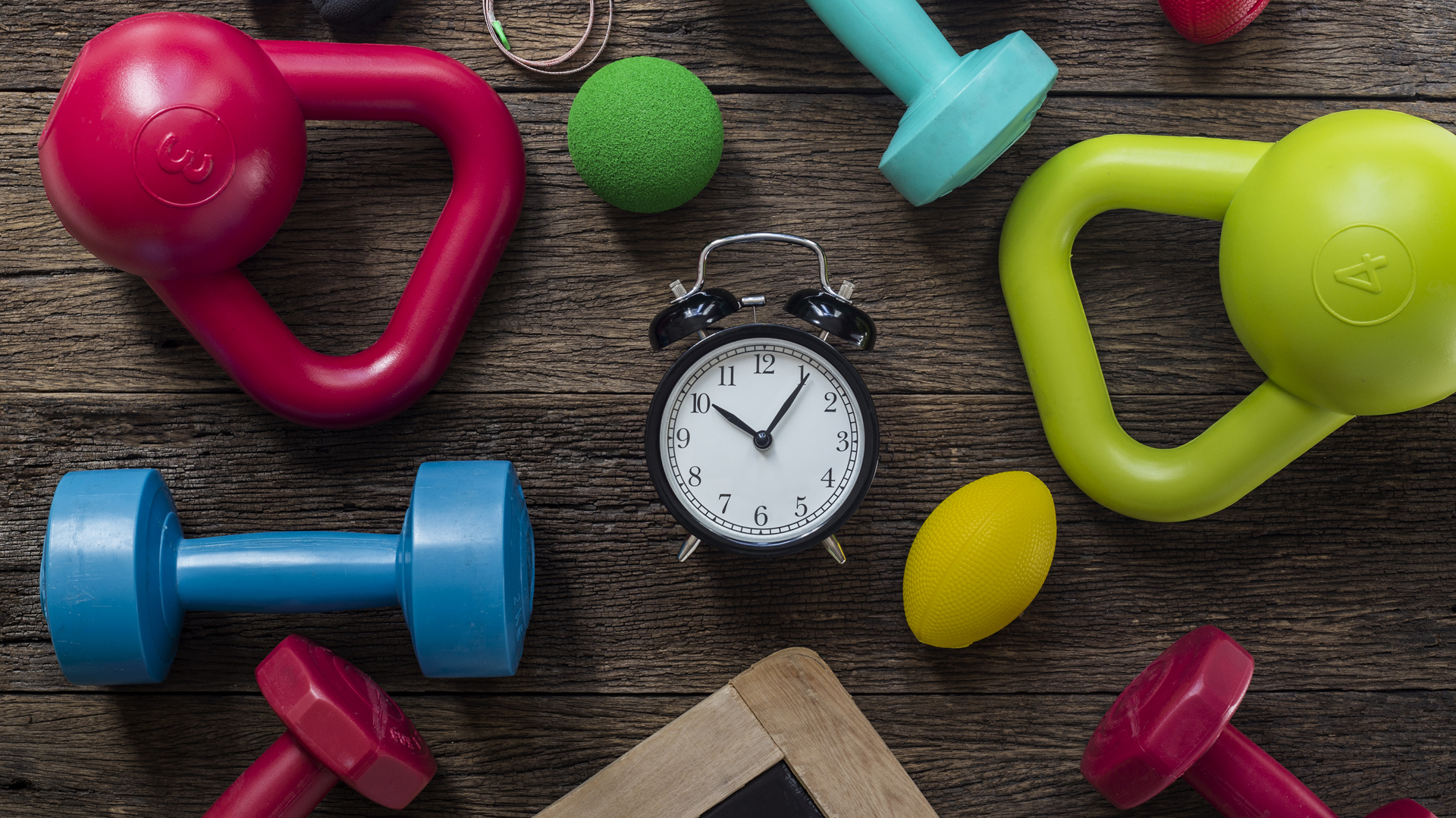 Los ejercicios que combinan periodos de alta intensidad con tramos de descansos son los más ponderados por los instructores físicos (iStock)