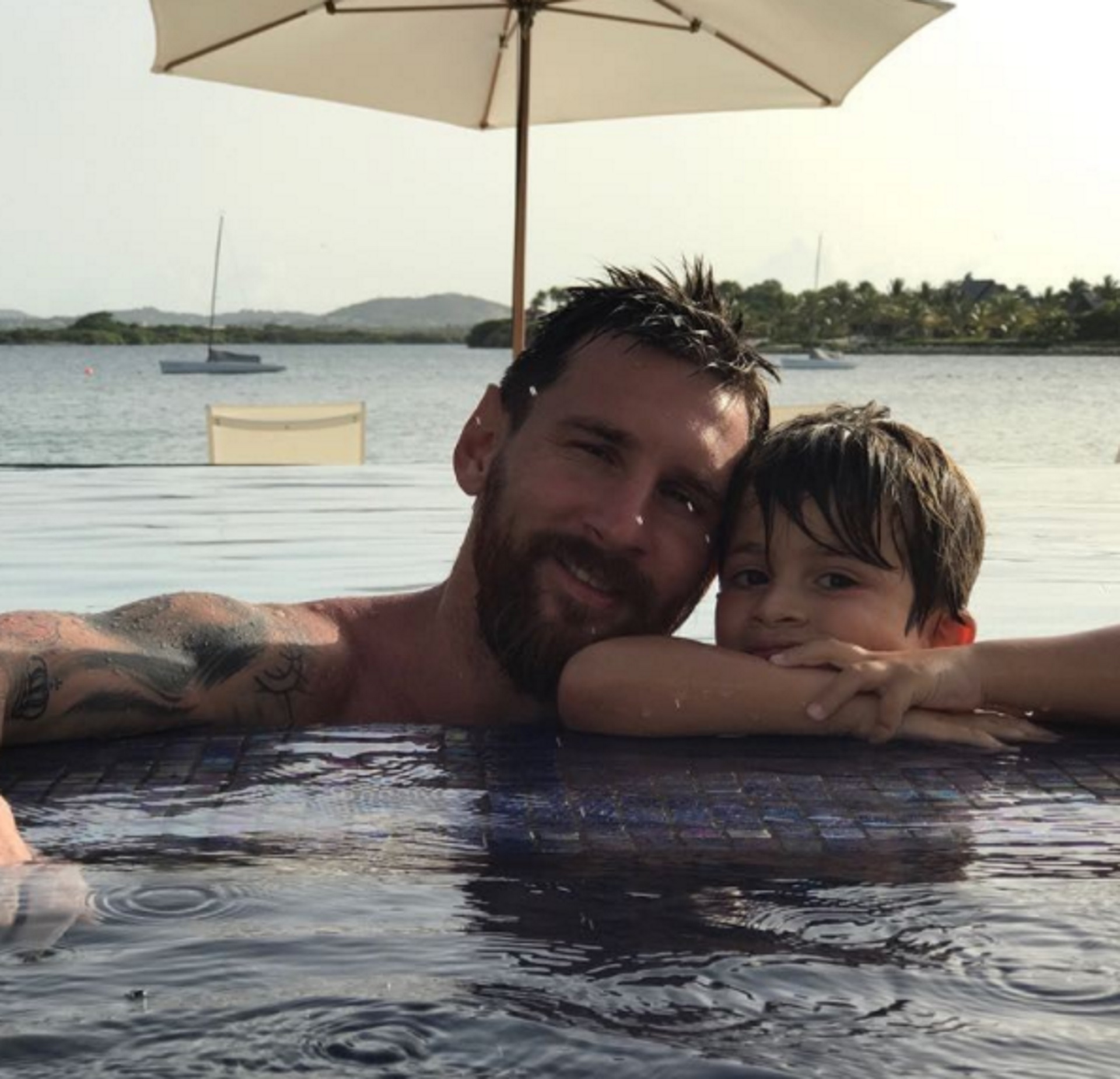 (@leomessi)