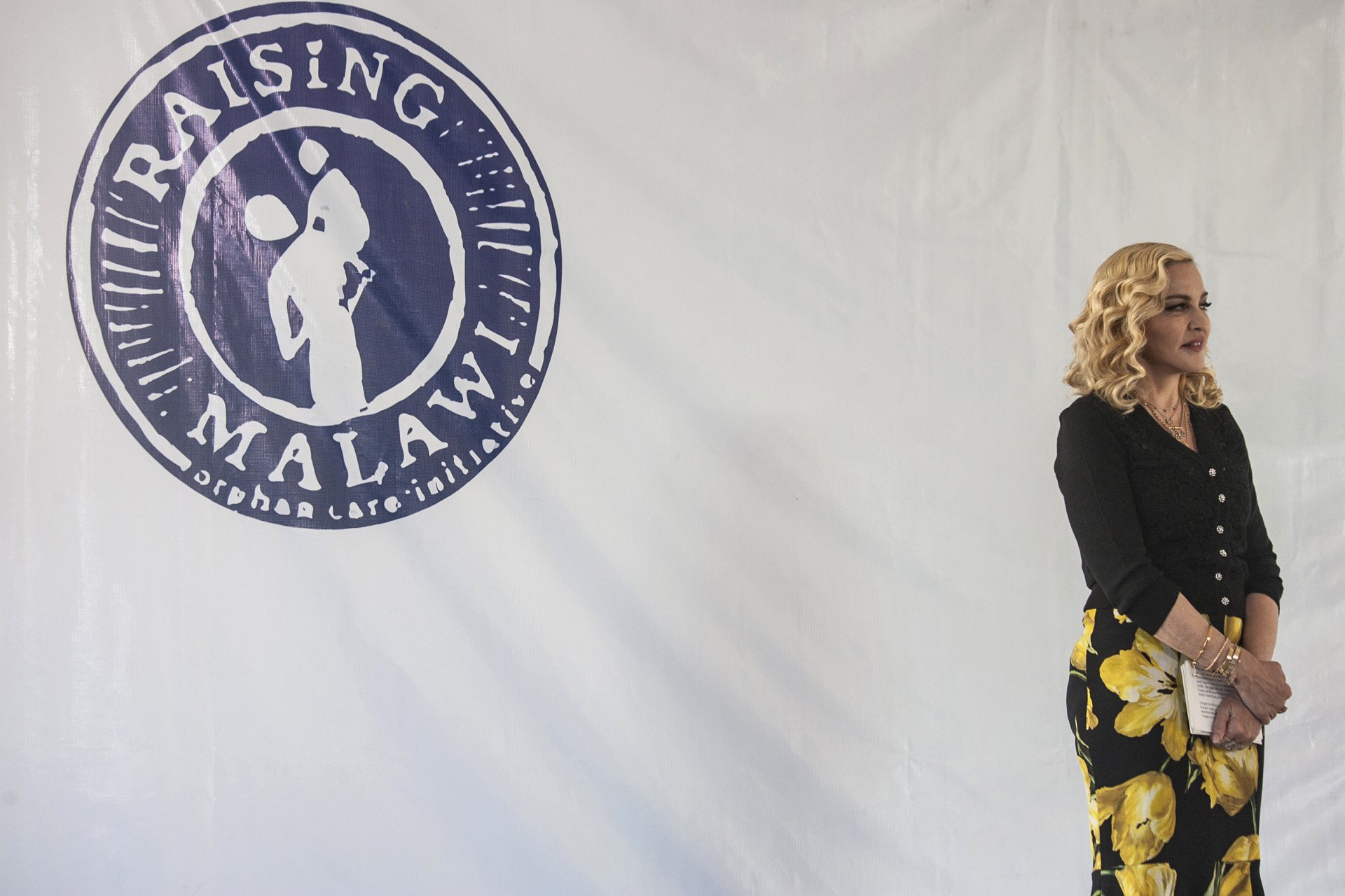 La artista mantiene una relación muy afectiva con Malawi, ya que allí adoptó a cuatro niños: en febrero adoptó a las gemelas Estere y Stella, en 2006, a David Banda y en 2009, a Mercy James