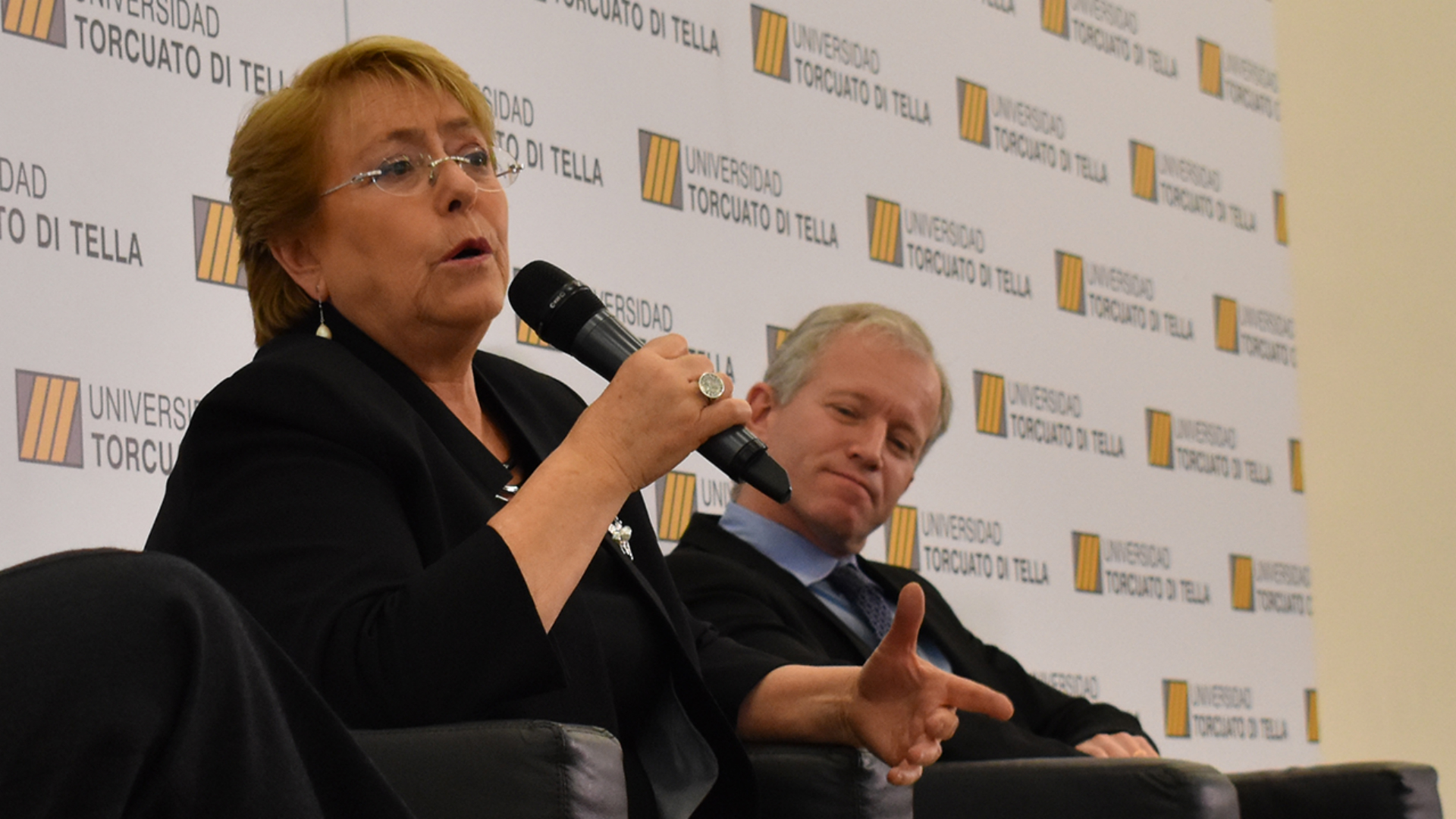 “El Chile que me tocó vivir en esta ocasión es bien distinto del Chile anterior”, dijo Bachelet sobre su segundo mandato (Cortesía UTDT)