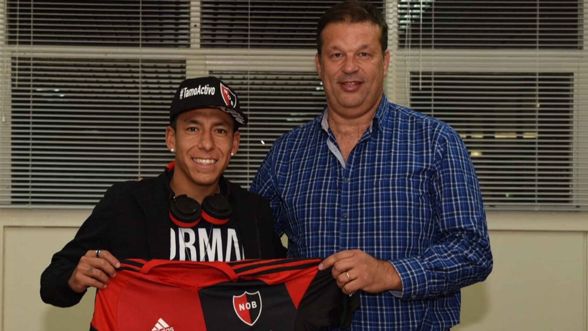 Sarmiento jugará a préstamo por un año en el club del que es hincha (Newell’s oficial)