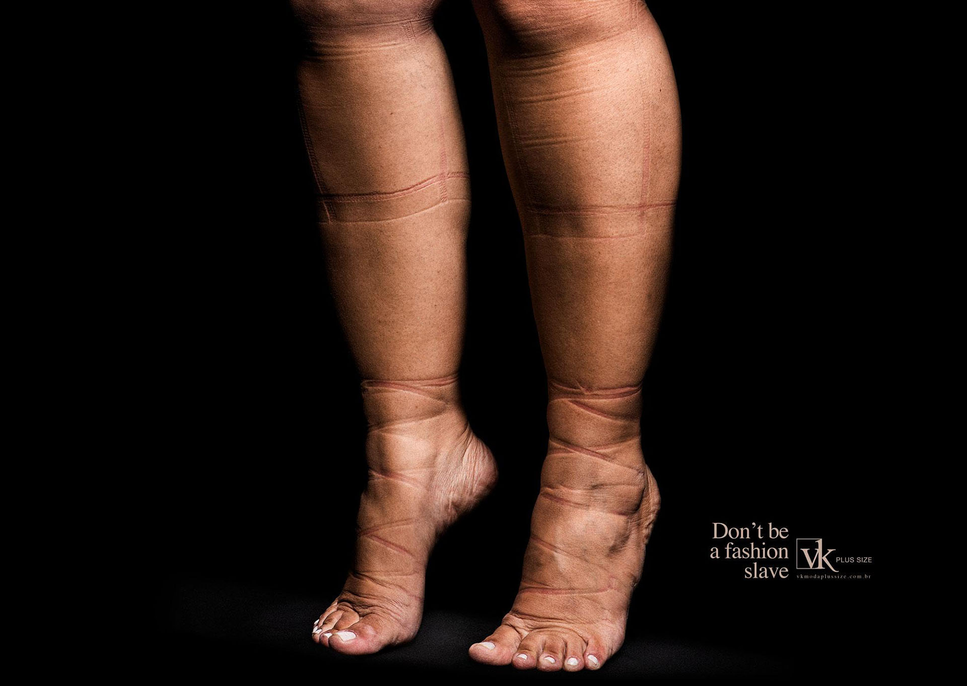 La campaña devela el dolor femenino en nombre de la moda