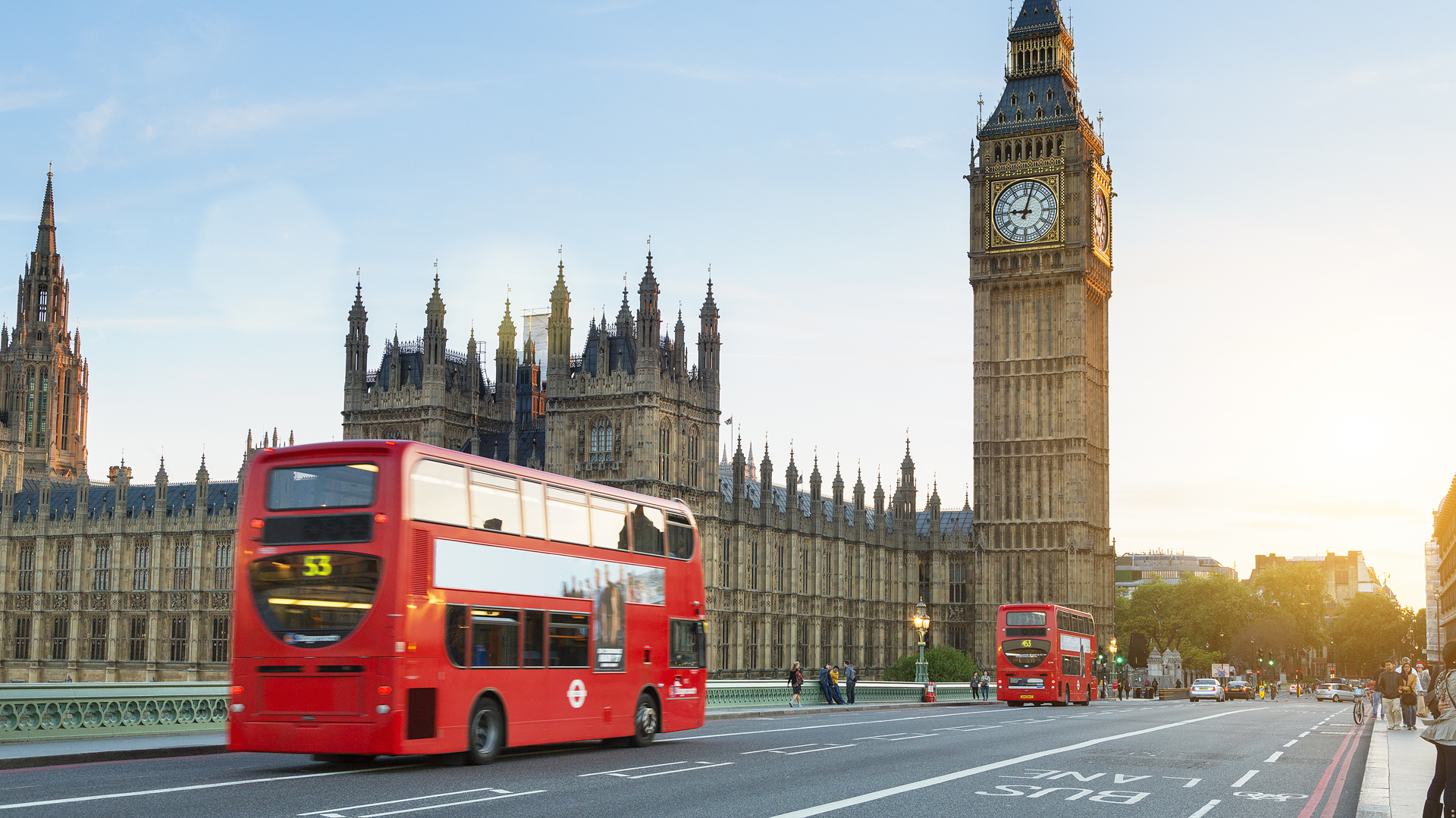 La nueva normativa implicará la adaptación del transporte público (iStock)