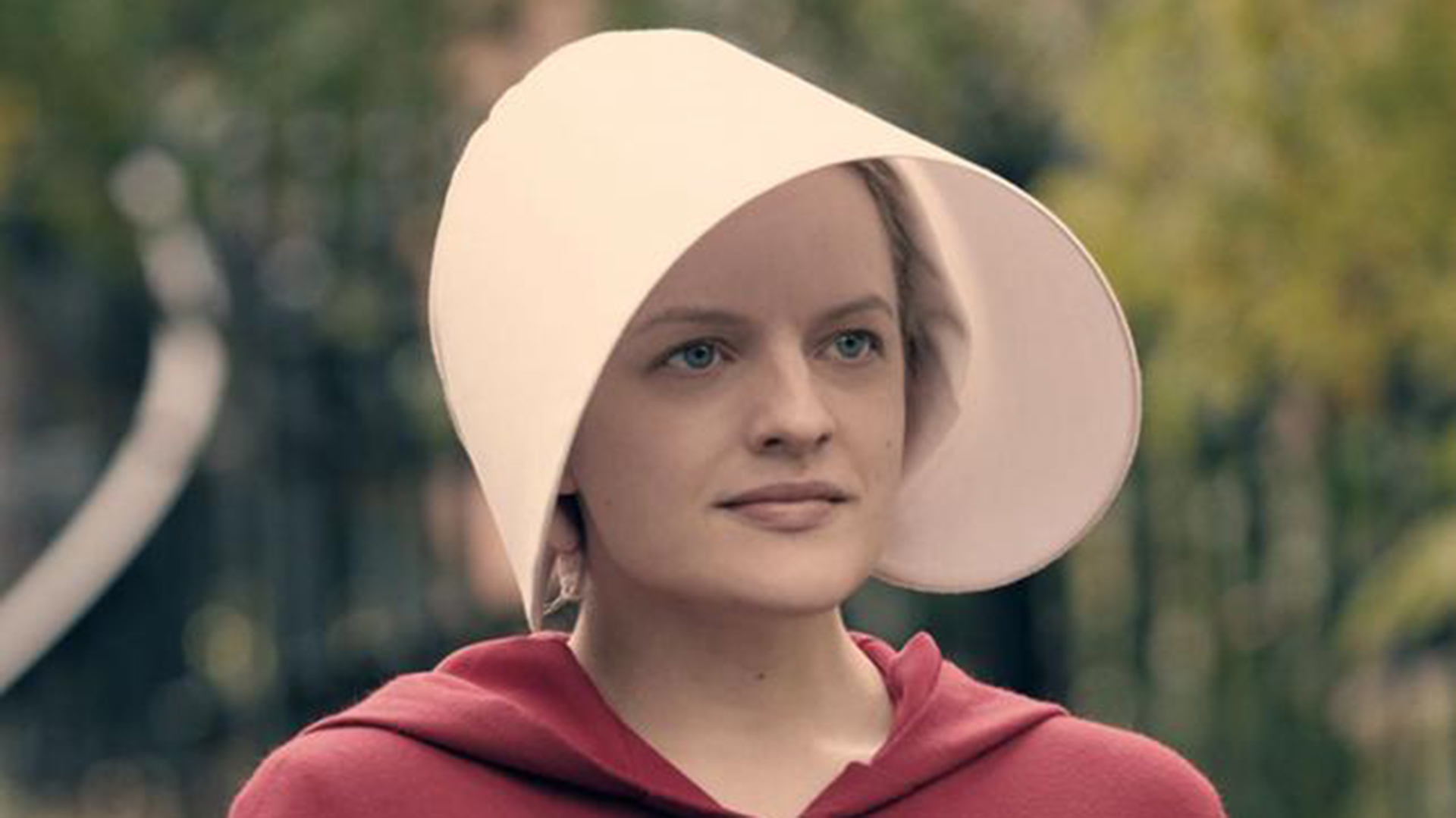 Imagen de Elisabeth Moss en la serie “El cuento de la criada”