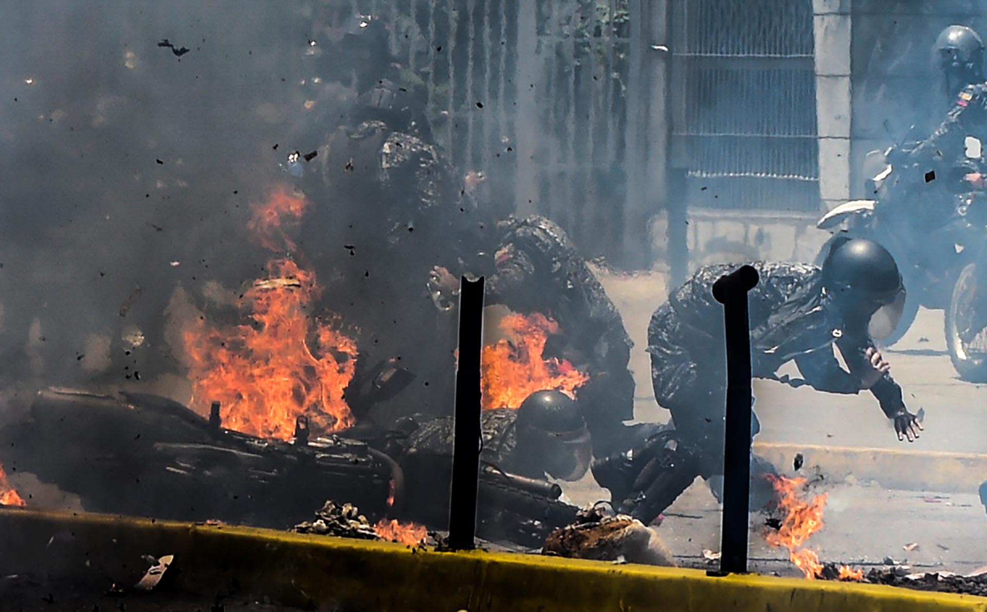 Las explosiones fueron recurrentes en una de las jornadas más sangrientas de las últimas semanas (AFP)