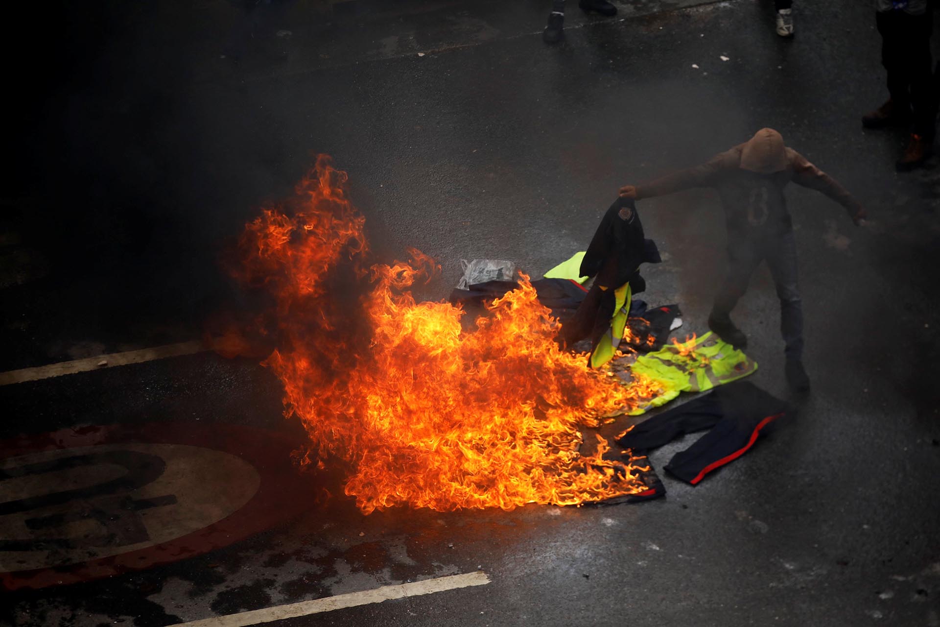 Las protestas se extendieron a lo largo de la jornada por todo el país (Reuters)