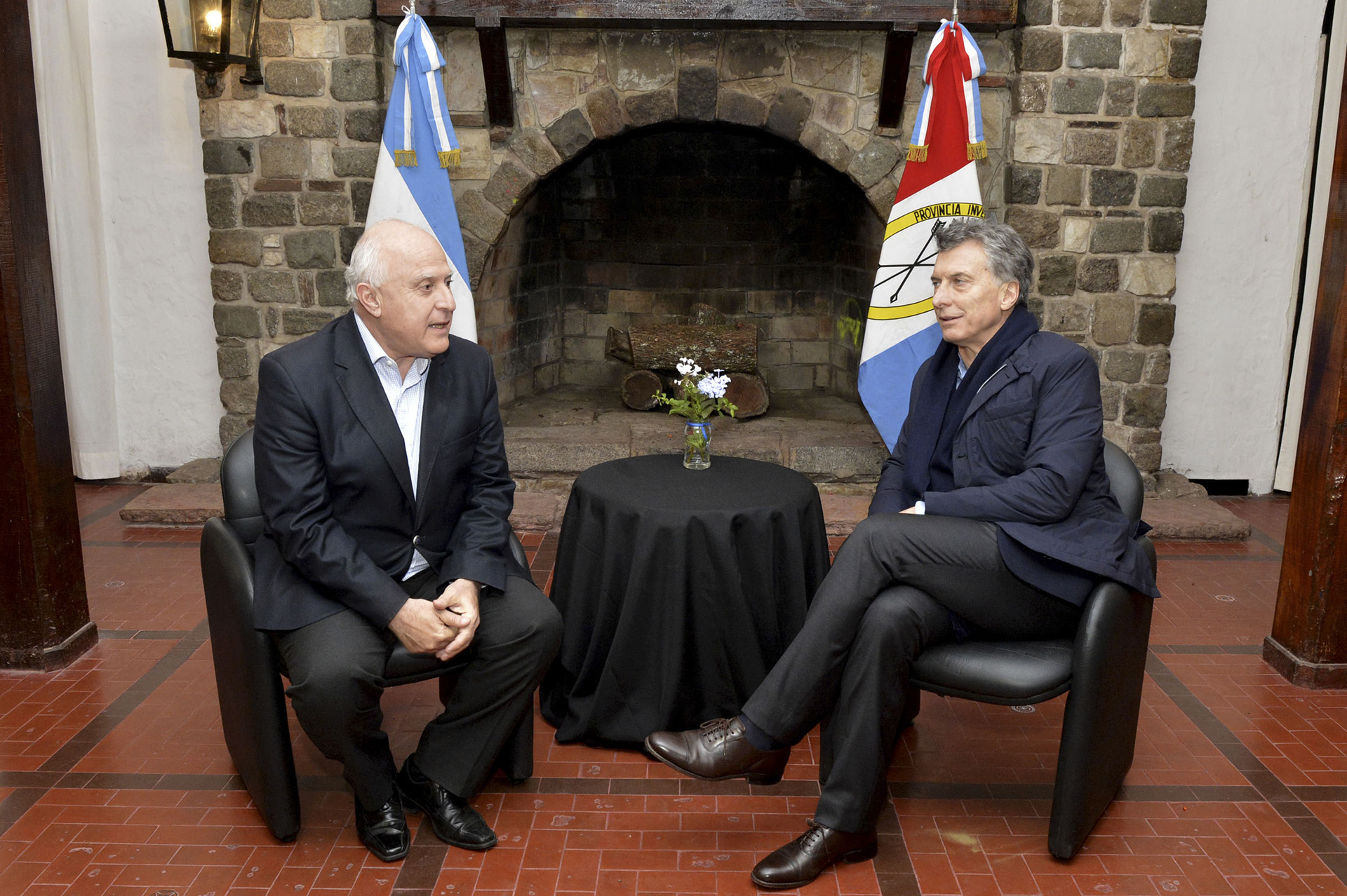 El presidente Mauricio Macri visitó la provincia de Santa Fe y se reunió hoy con el gobernador Miguel Lifschitz