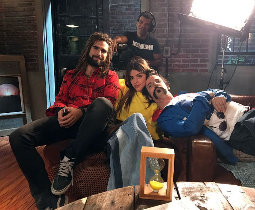 Calu Rivero junto con Nico Furtado y Mex Urtizberea, durante la grabación de “Fanny, la fan”