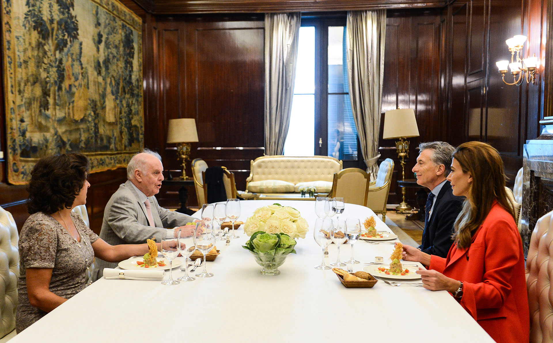 Mauricio Macri compartió un almuerzo en la Casa Rosada con el director de orquesta Daniel Barenboim