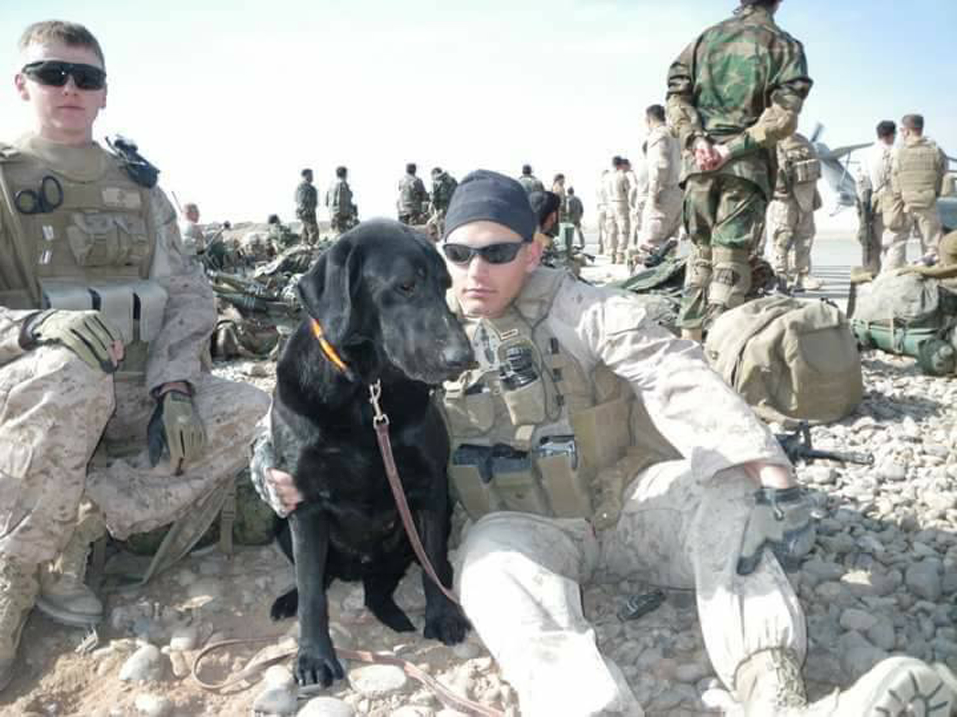 El cuidado de estos dos héroes en guerra fue mutuo (Jeff DeYoung)