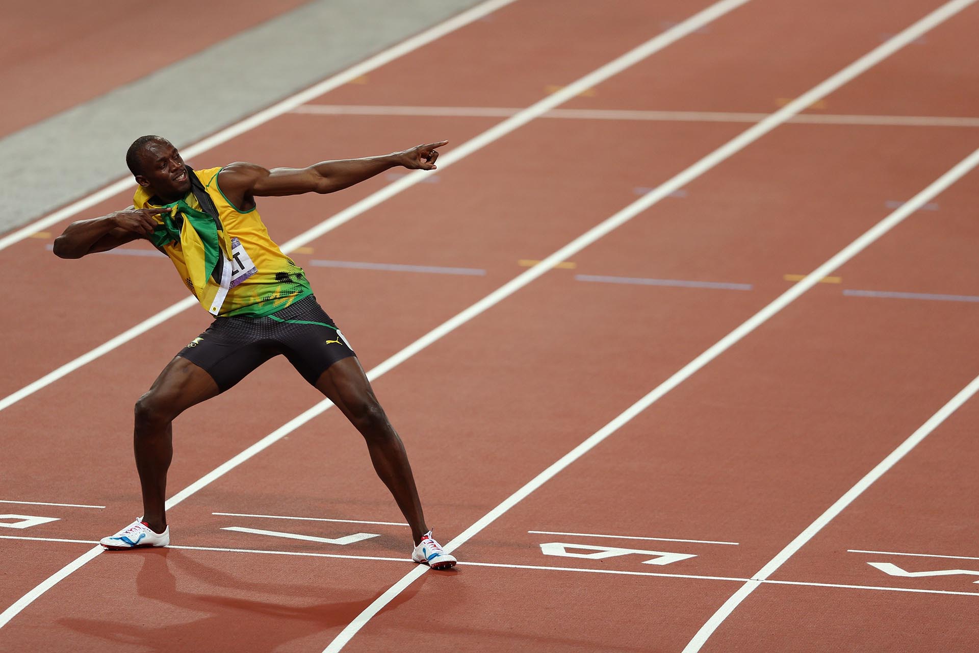 También Usain Bolt se quedó con el primer puesto en los 200 metros de los Juegos Olímpicos de Londres y su celebración ya era todo un símbolo dentro de las pistas (Getty Images)