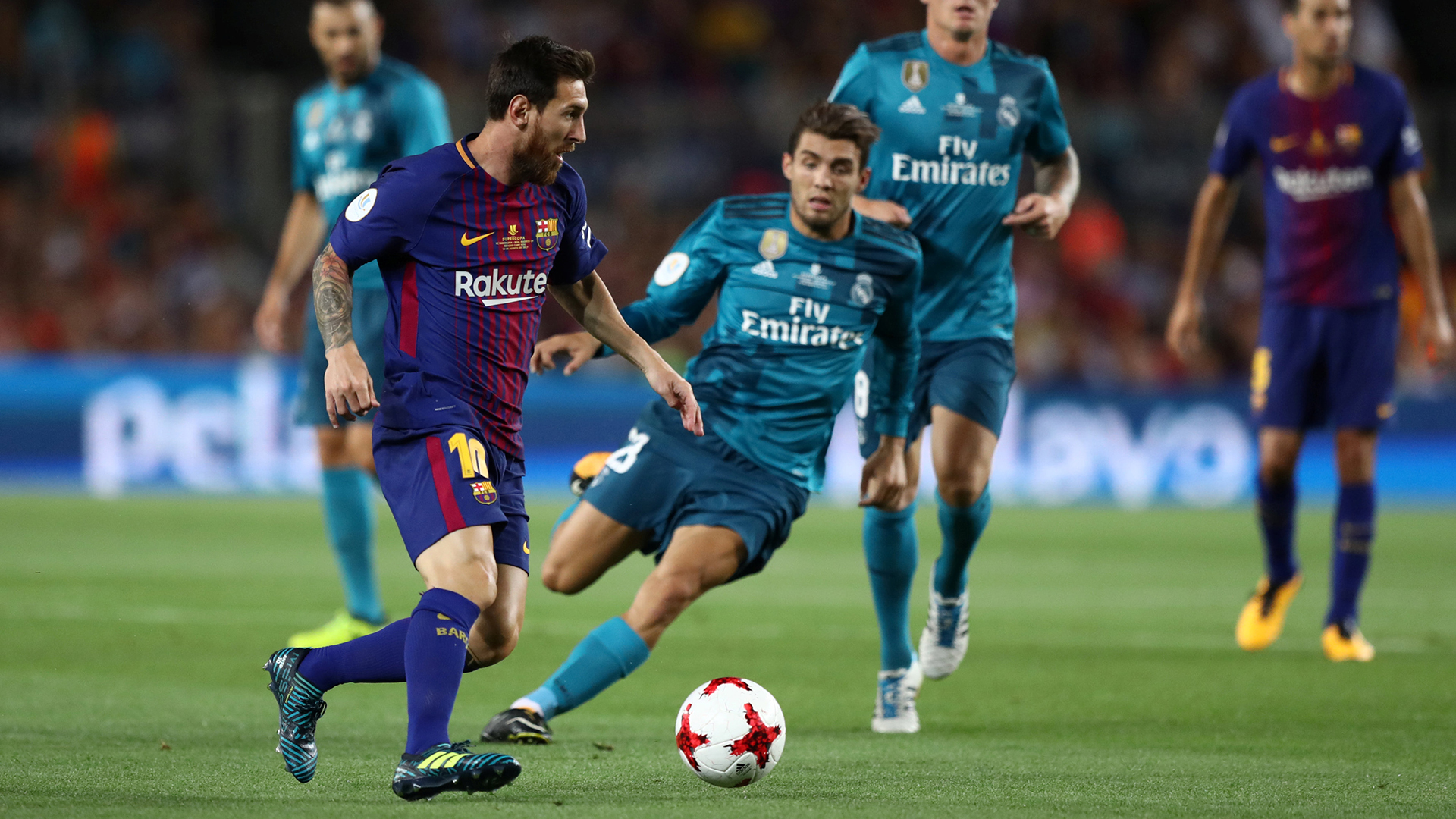 Messi hizo lo imposible, pero no pudo brillar