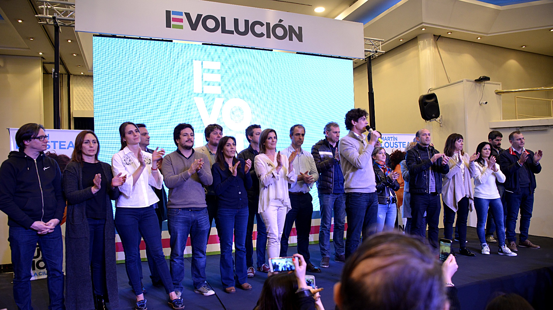 Uno de los derrotados de la jornada fue Martín Lousteau, ya que su fuerza quedó tercera en la Ciudad