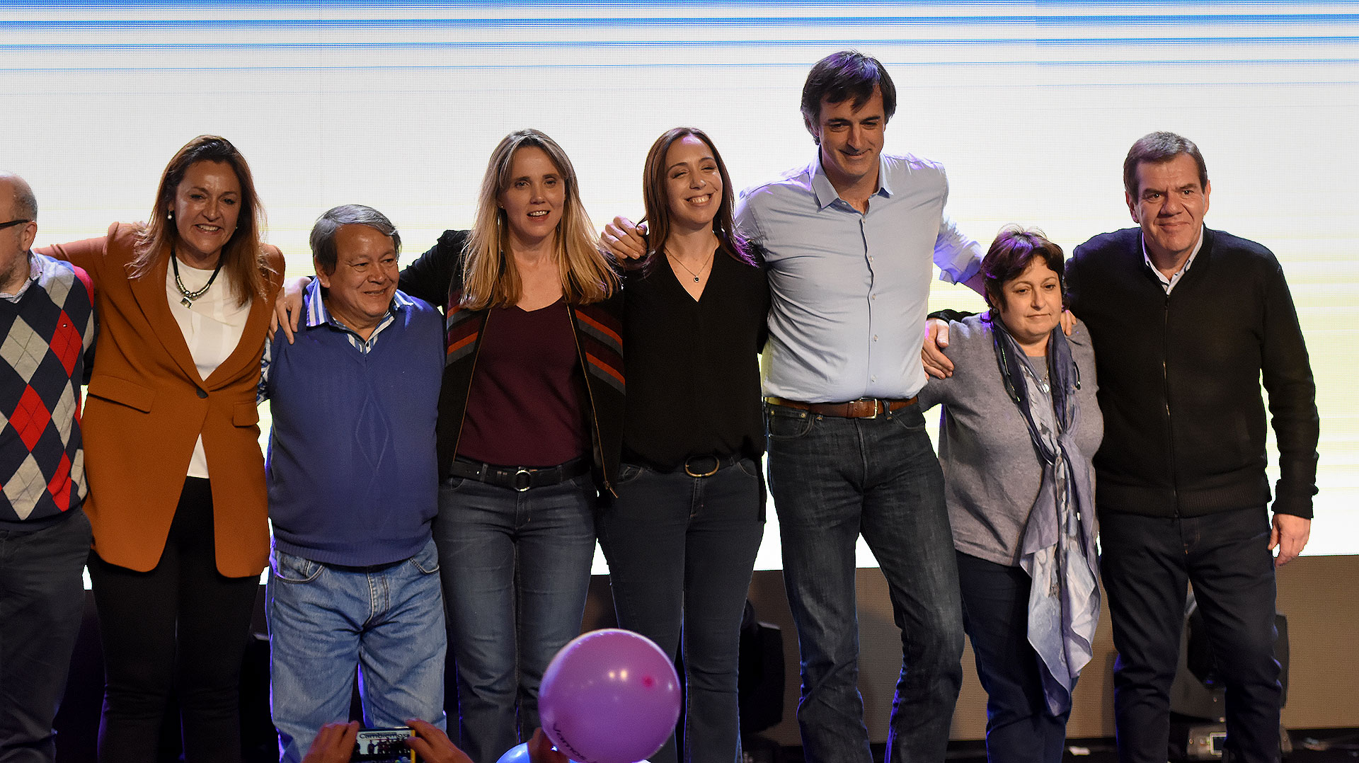 Los precandidatos de Cambiemos en la provincia celebraron en el escenario