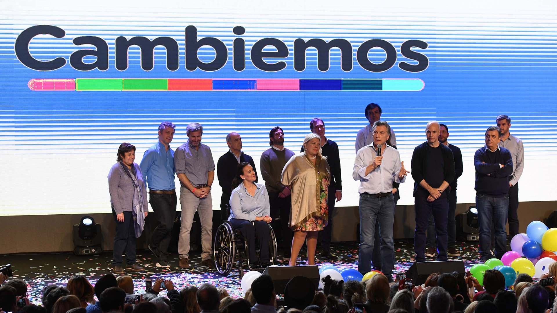 Mauricio Macri celebró rodeado de las principales figuras de Cambiemos