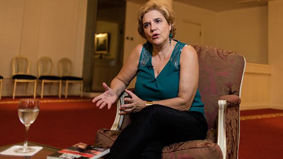 El análisis de Pilar Rahola sobre la represión en Barcelona: “Ha conseguido  más unidad, más rabia y más voluntad de irse que nunca” - Infobae