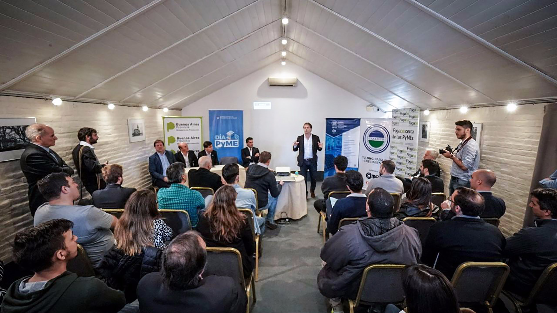 Mix5411 Alex Campbell 1