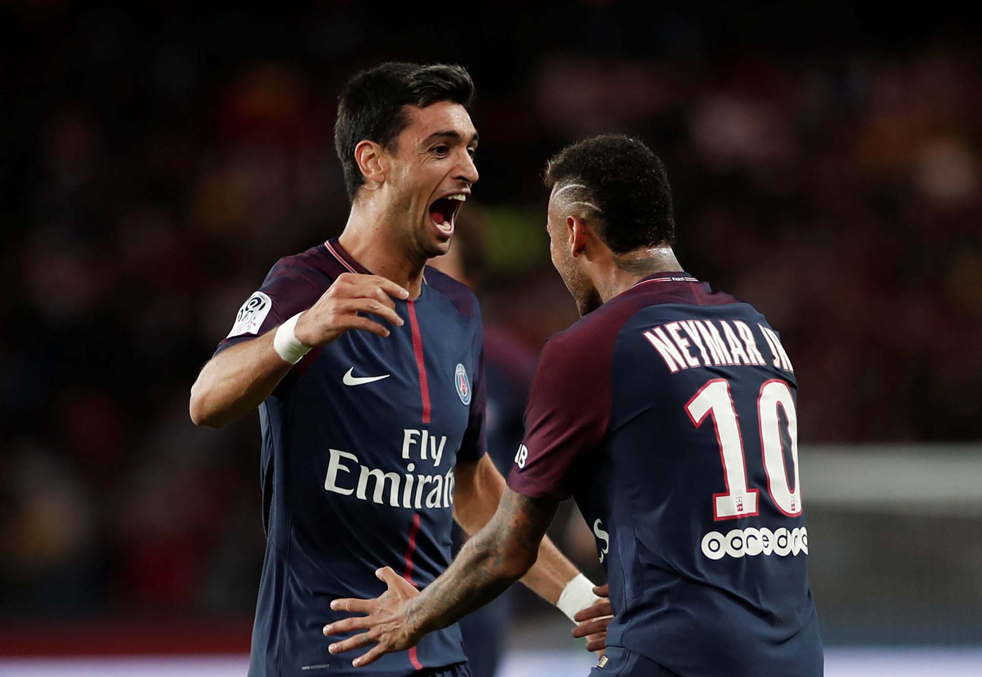 El argentino Javier Pastore le regaló el número 10 al braisleño