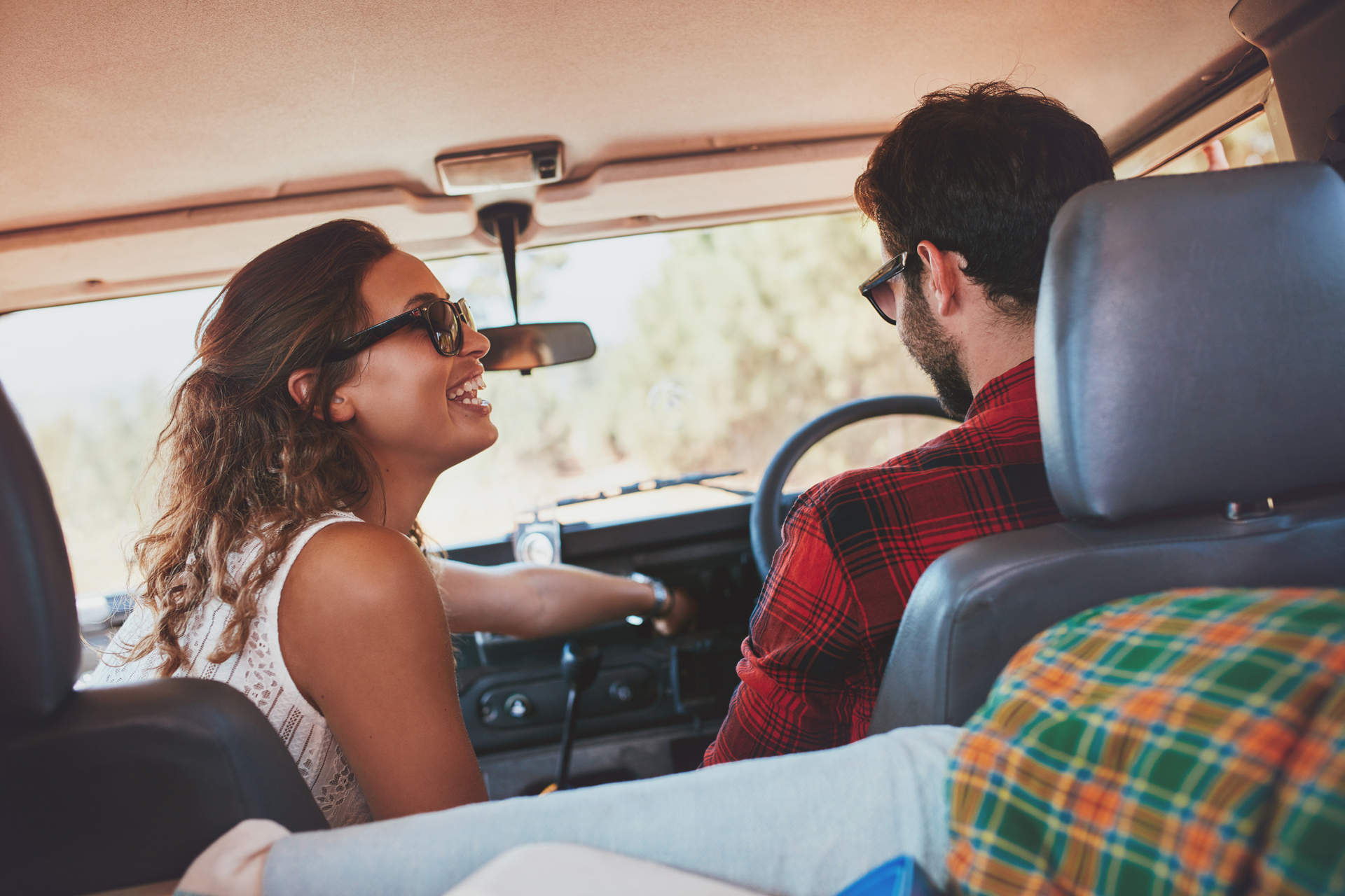 La espontaneidad, la flexibilidad y la asequibilidad son solo algunas de las cosas que ofrecen los viajes por carretera