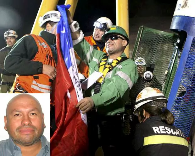 Así salió Ojeda de la mina en 2010, en medio de la alegría general