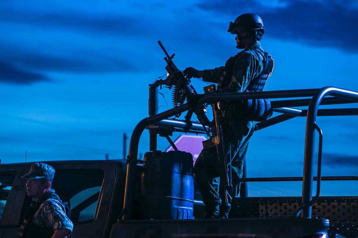 Las Fuerzas Armadas Mexicanas apenas alcanzan para reprimir protestas. (Foto: Especial)